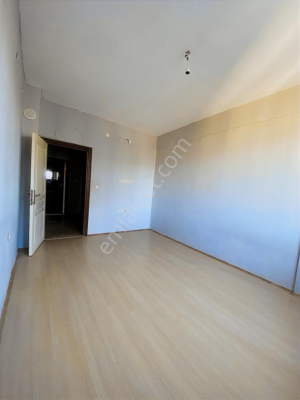 İldem 5 De Muhteşem Lokasyonda 3+1 Duru Kent Sitesi - Görsel 29