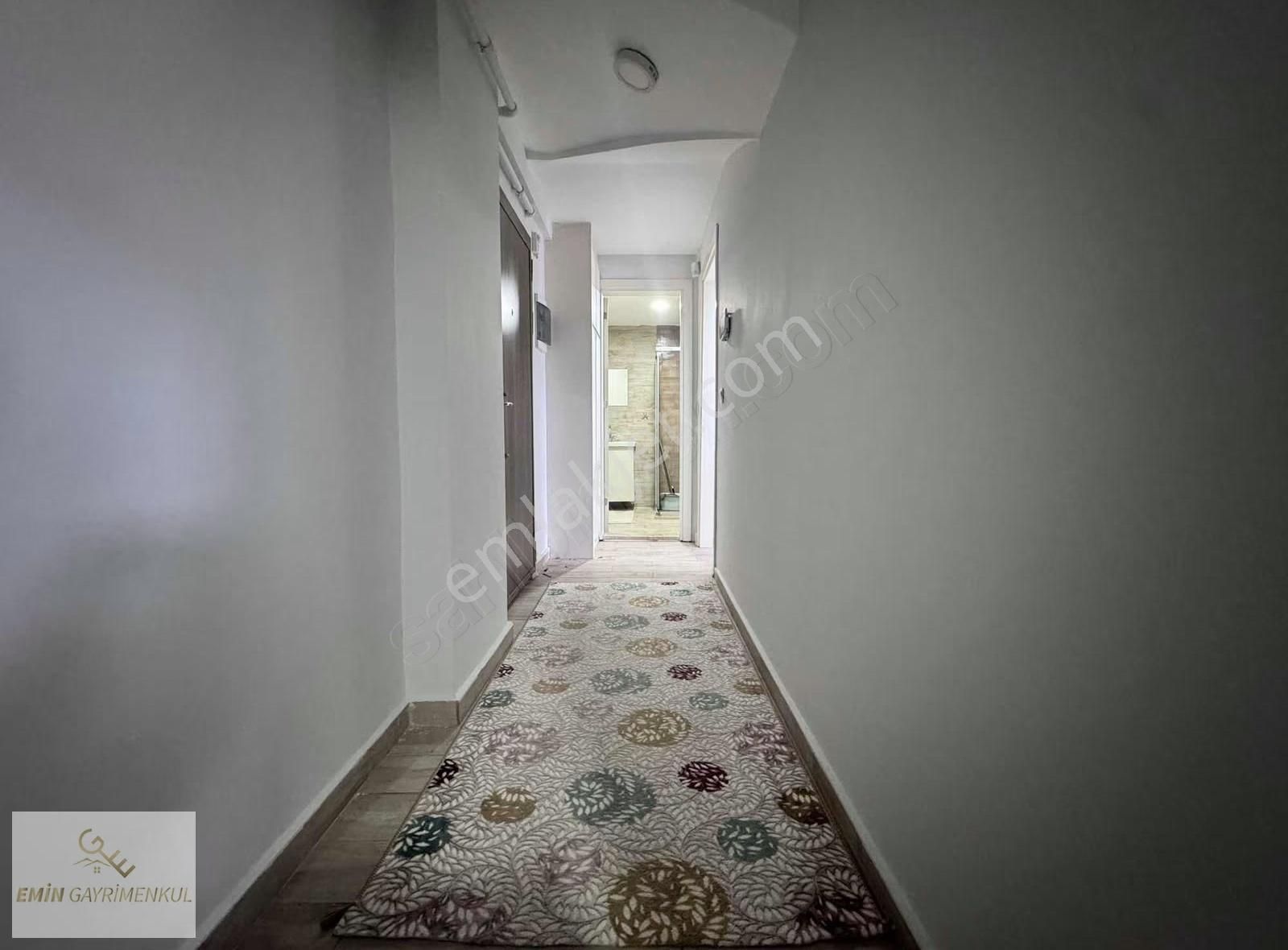 Zeytinköy'de Geniş 1+1 Apart - Görsel 3