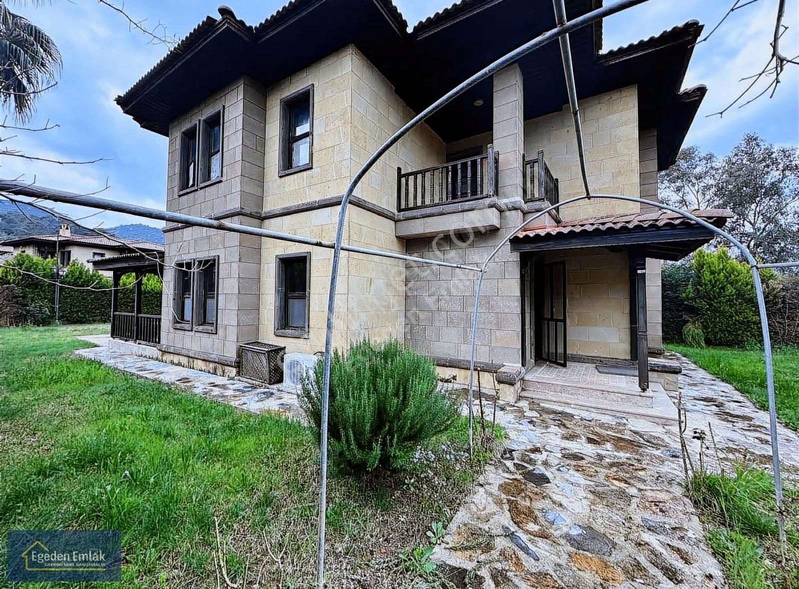 Egede Emlak Marmaris Çamlıda Kiralık Villa - Görsel 9