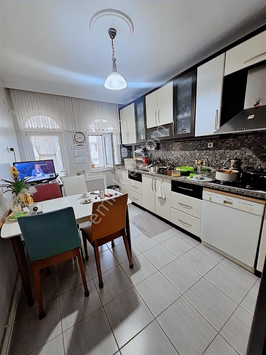 Bahçelievler Mahallesi Mehmetcik Caddesi Üzerinde Satılık 2+1 - Görsel 25