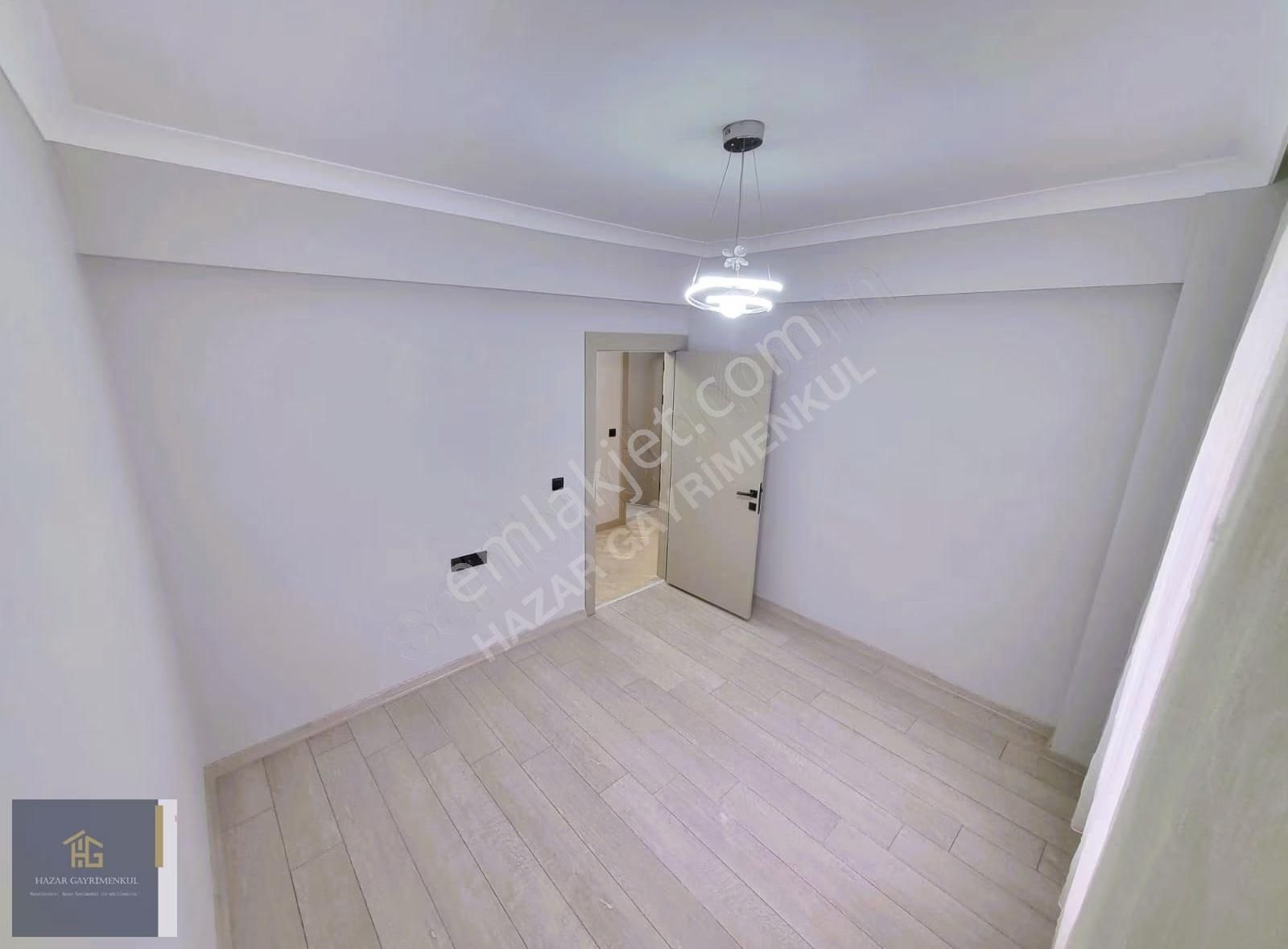 Hazardan Mendereste Ön Cephe Arakat Lüx Yapılı Kiralık 3+1 - Görsel 18