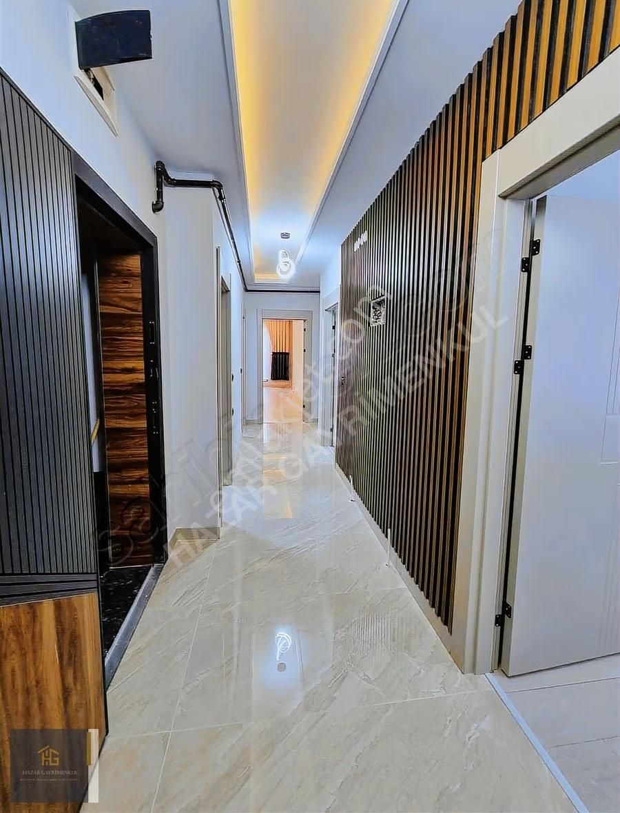 Hazardan Mendereste Ön Cephe Arakat Lüx Yapılı Kiralık 3+1 - Görsel 5