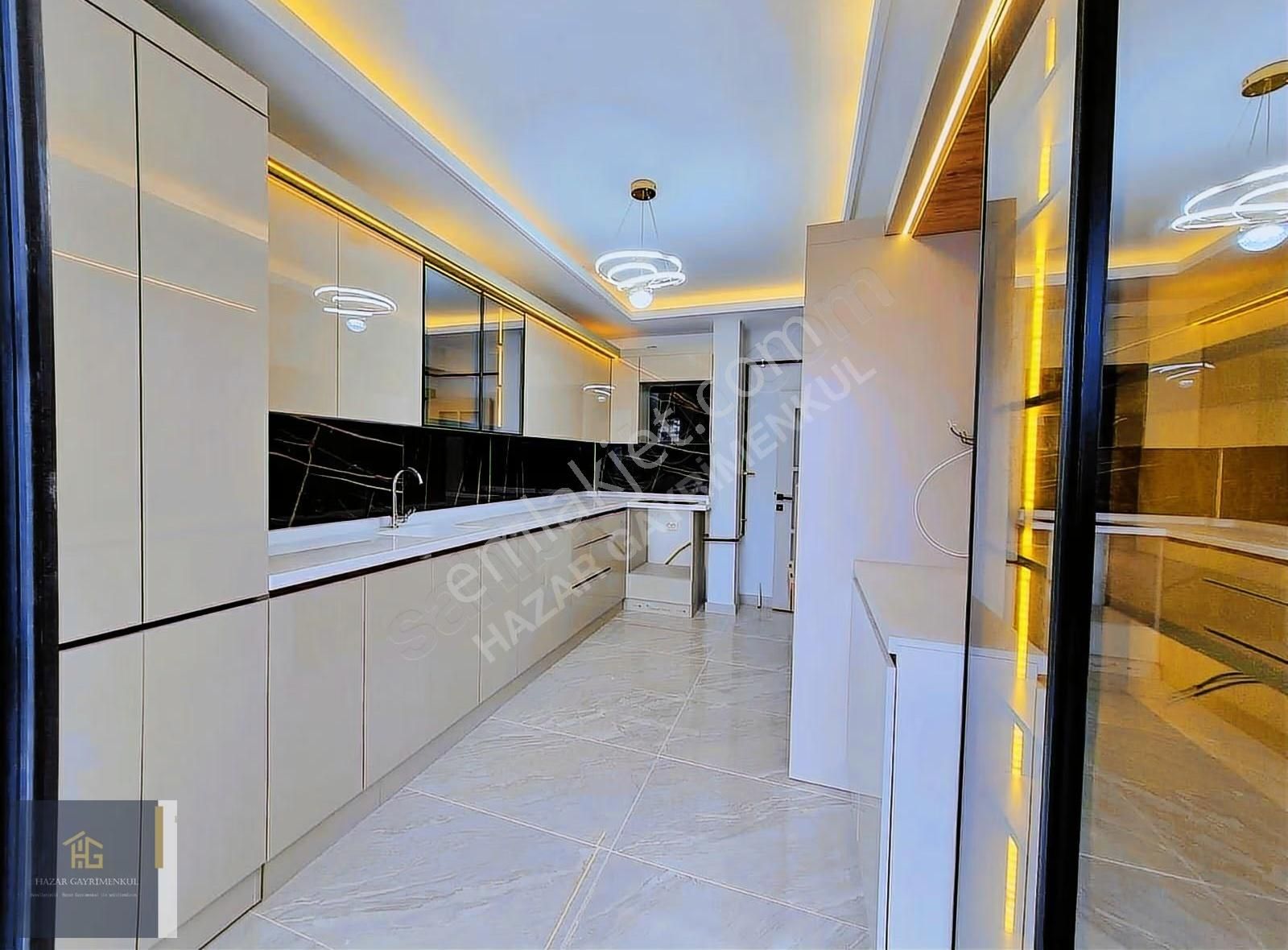 Hazardan Mendereste Ön Cephe Arakat Lüx Yapılı Kiralık 3+1 - Görsel 11