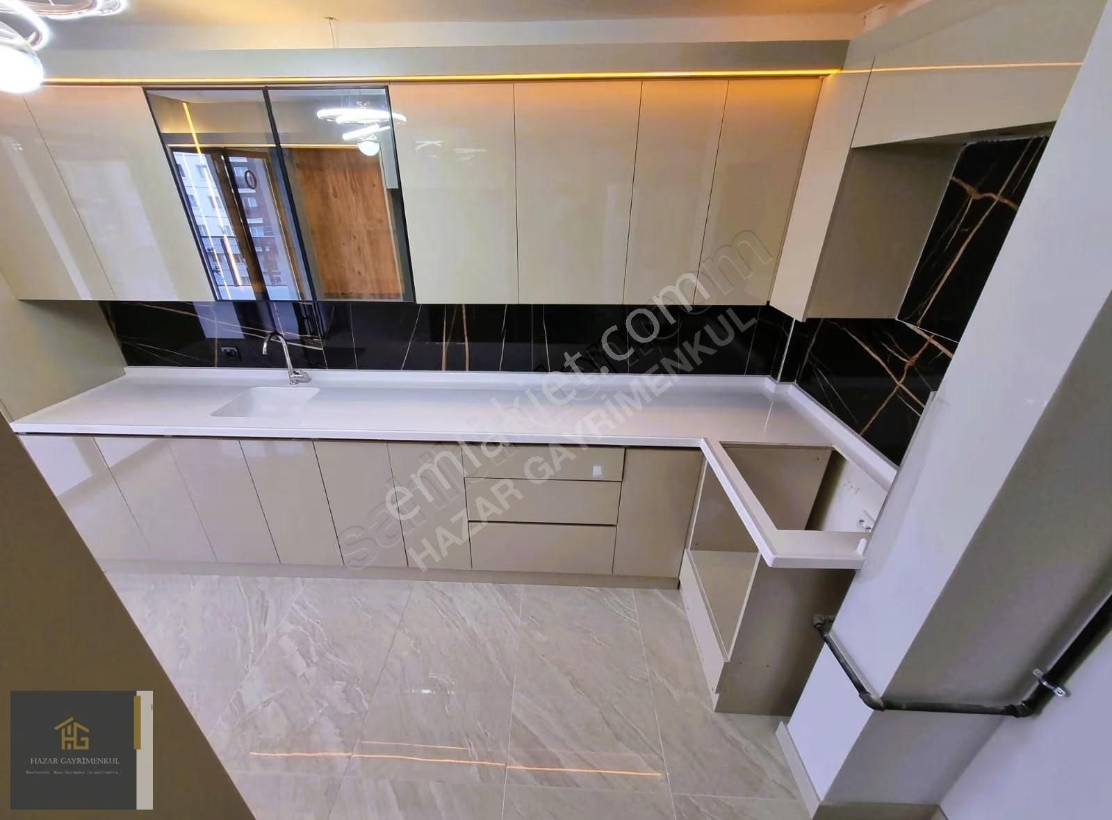 Hazardan Mendereste Ön Cephe Arakat Lüx Yapılı Kiralık 3+1 - Görsel 26