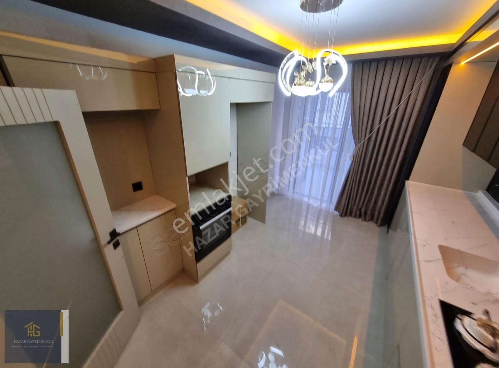 Hazardan Mendereste Cadde Cephe Ful Yapılı Ultra Lüx 3+1 Daire - Görsel 10