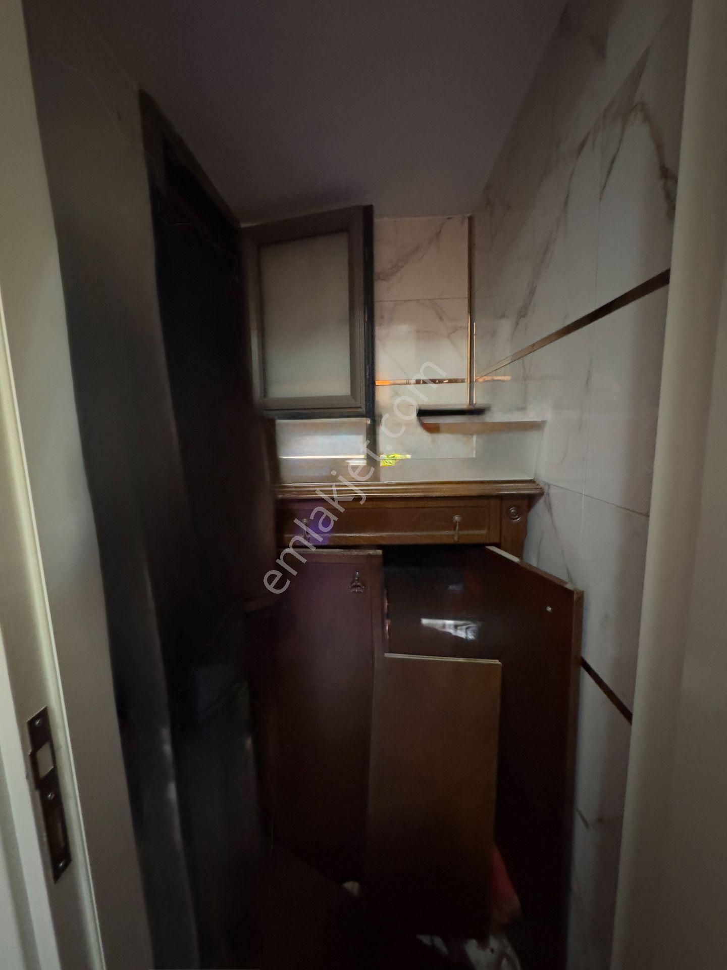 Cevdet Bilsay Caddesi’nde Ana Cadde Üzeri Bahçe Kullanımlı Özel 2+1 - Görsel 34