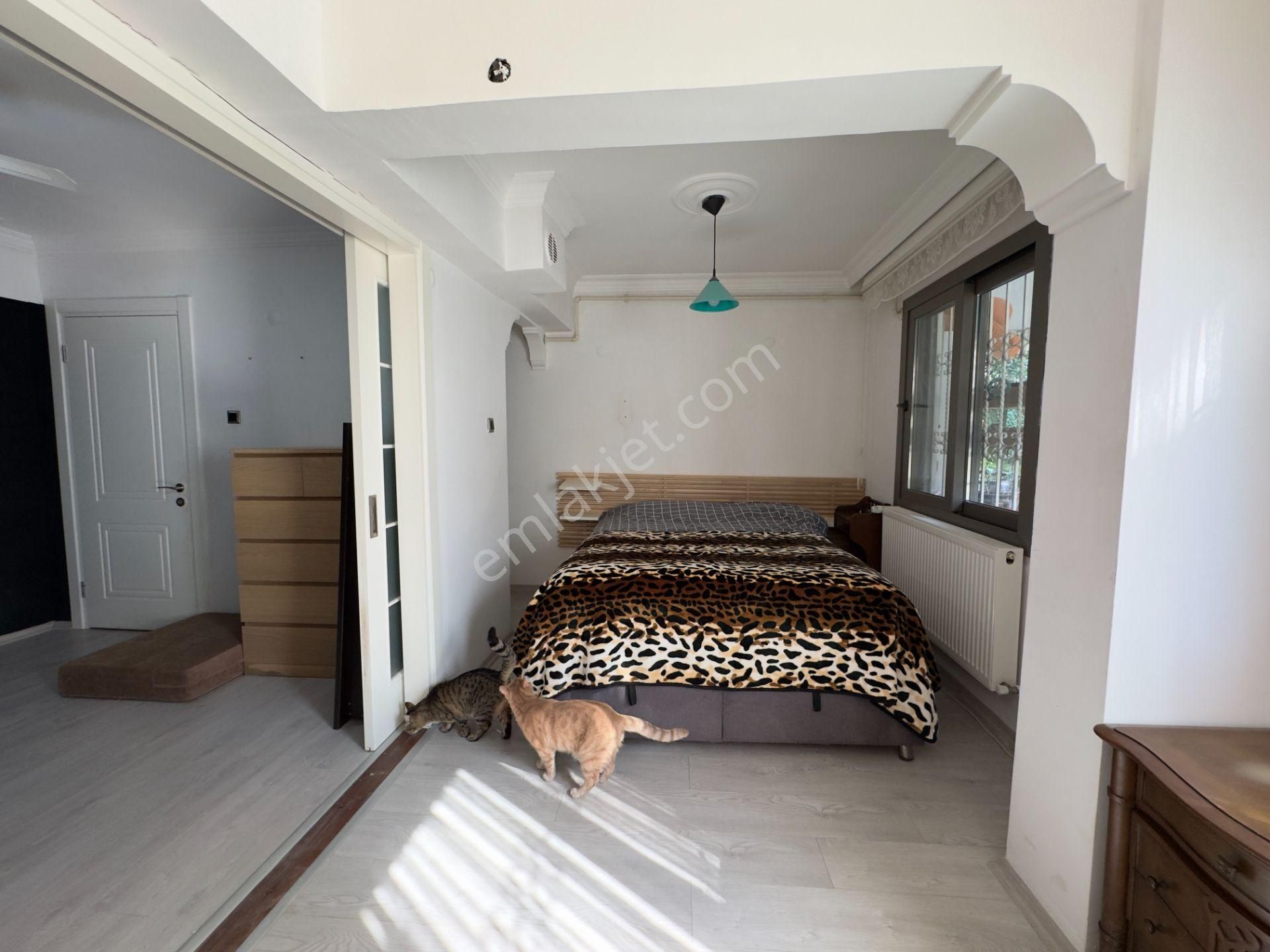 Cevdet Bilsay Caddesi’nde Ana Cadde Üzeri Bahçe Kullanımlı Özel 2+1 - Görsel 21