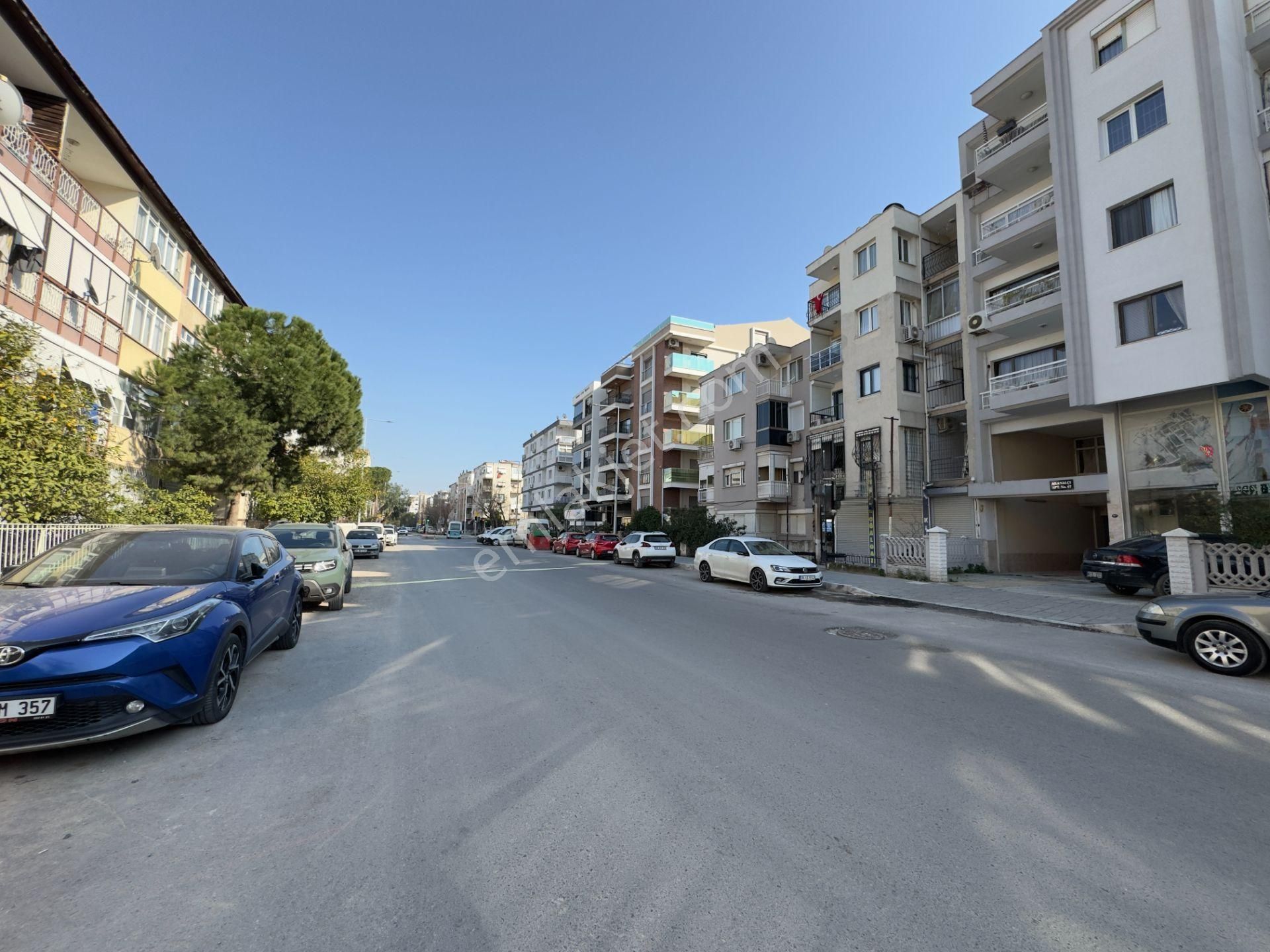 Cevdet Bilsay Caddesi’nde Ana Cadde Üzeri Bahçe Kullanımlı Özel 2+1 - Görsel 4