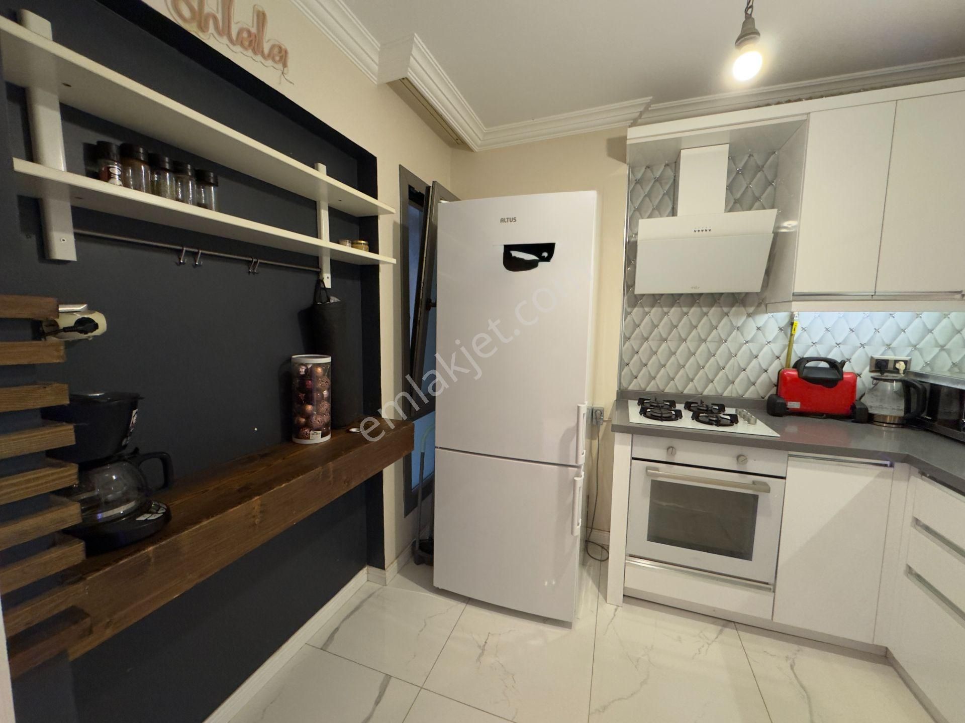 Cevdet Bilsay Caddesi’nde Ana Cadde Üzeri Bahçe Kullanımlı Özel 2+1 - Görsel 17