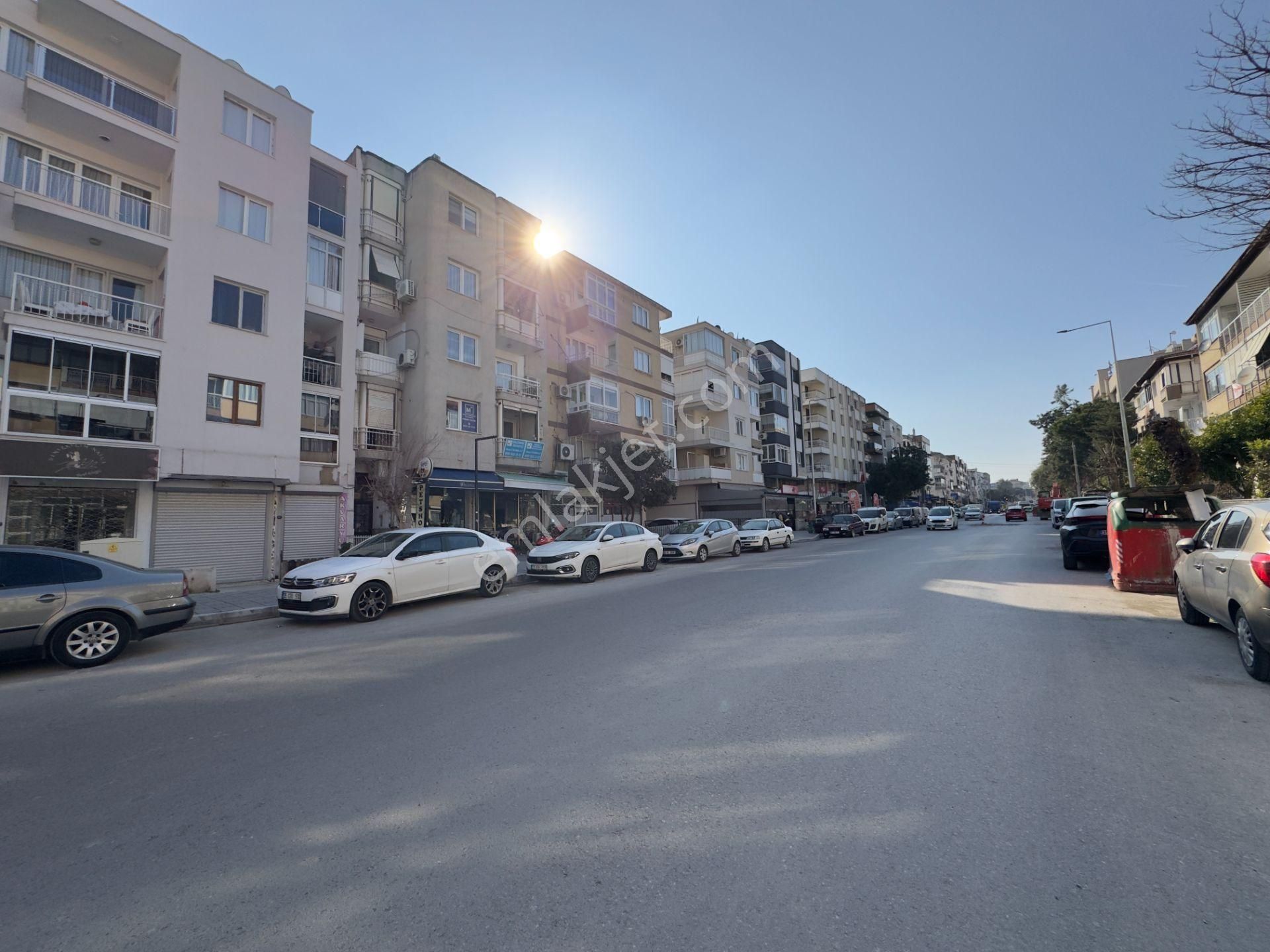 Cevdet Bilsay Caddesi’nde Ana Cadde Üzeri Bahçe Kullanımlı Özel 2+1 - Görsel 6