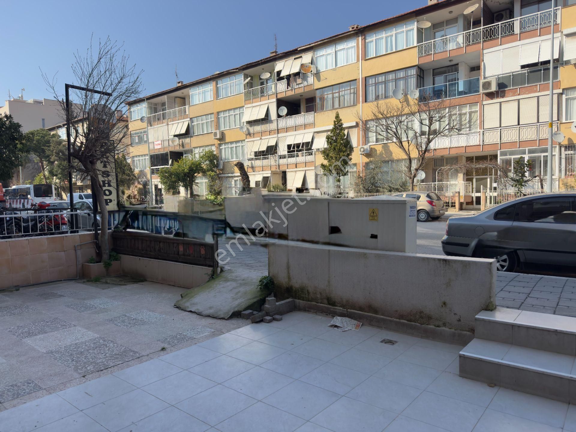 Cevdet Bilsay Caddesi’nde Ana Cadde Üzeri Bahçe Kullanımlı Özel 2+1 - Görsel 5