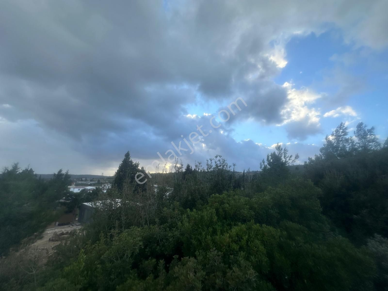 Güzelbahçe Çamlı Mahallesi Satılık 300 M2 Arsa - Görsel 13