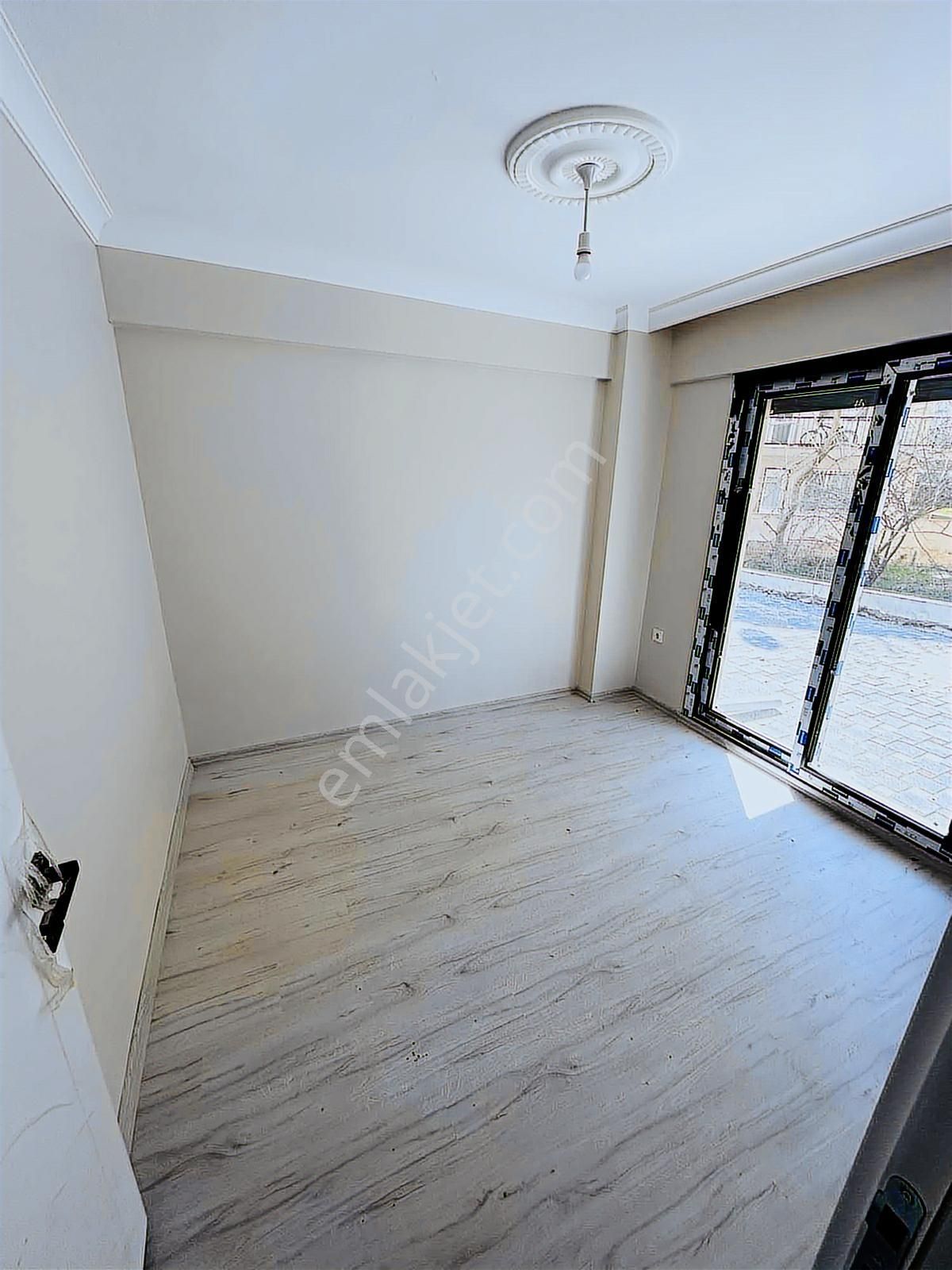 Seferihisarda Değer Kazanan Bölgede Fırsat Sıfır 1+1 Daire - Görsel 18