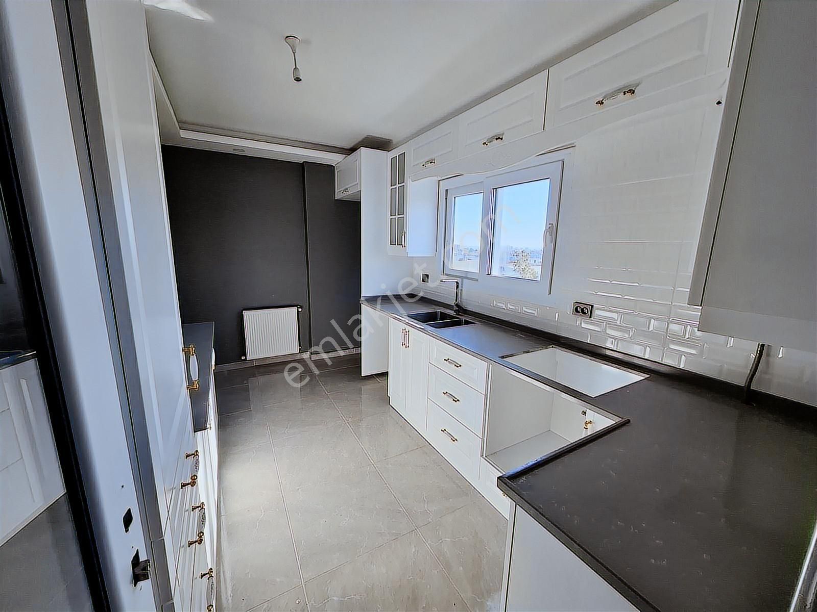 Atıcı'dan Sınırsız Kredili Kozan Yolu Az Katlı Geniş Kombili 3+1 - Görsel 3