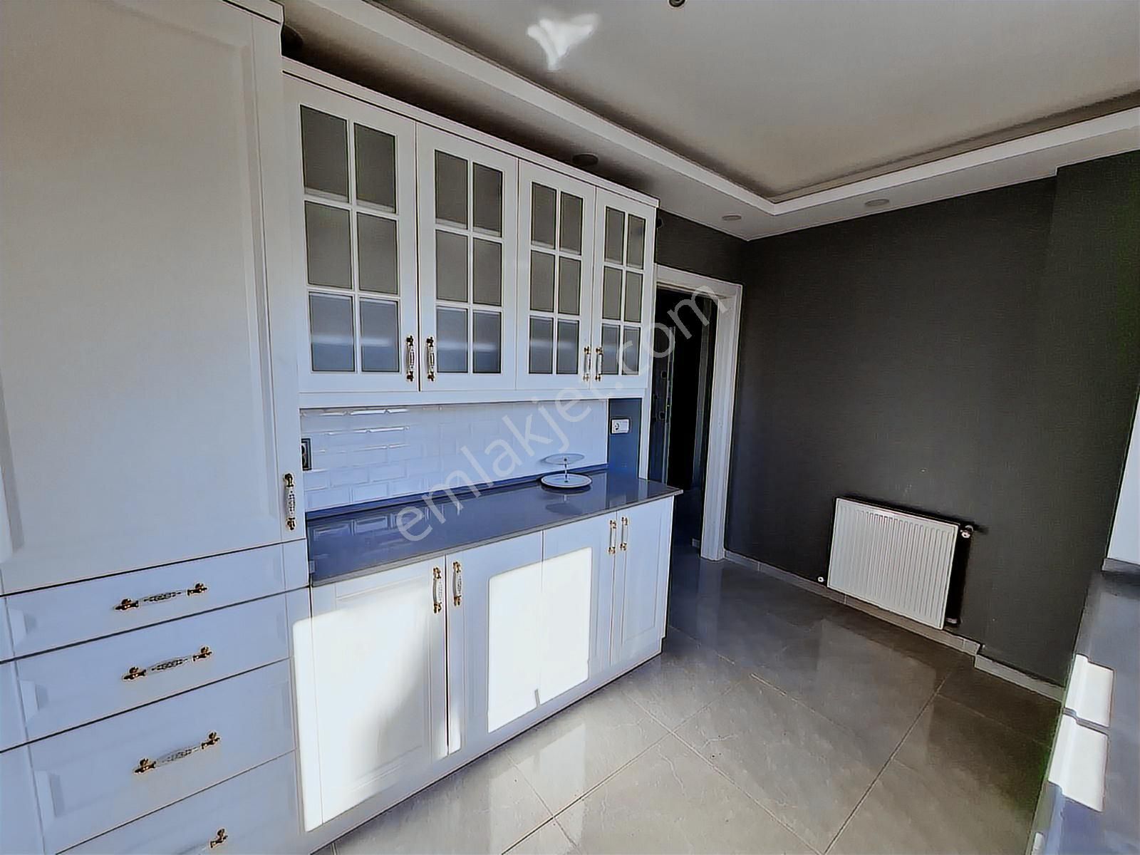 Atıcı'dan Sınırsız Kredili Kozan Yolu Az Katlı Geniş Kombili 3+1 - Görsel 19