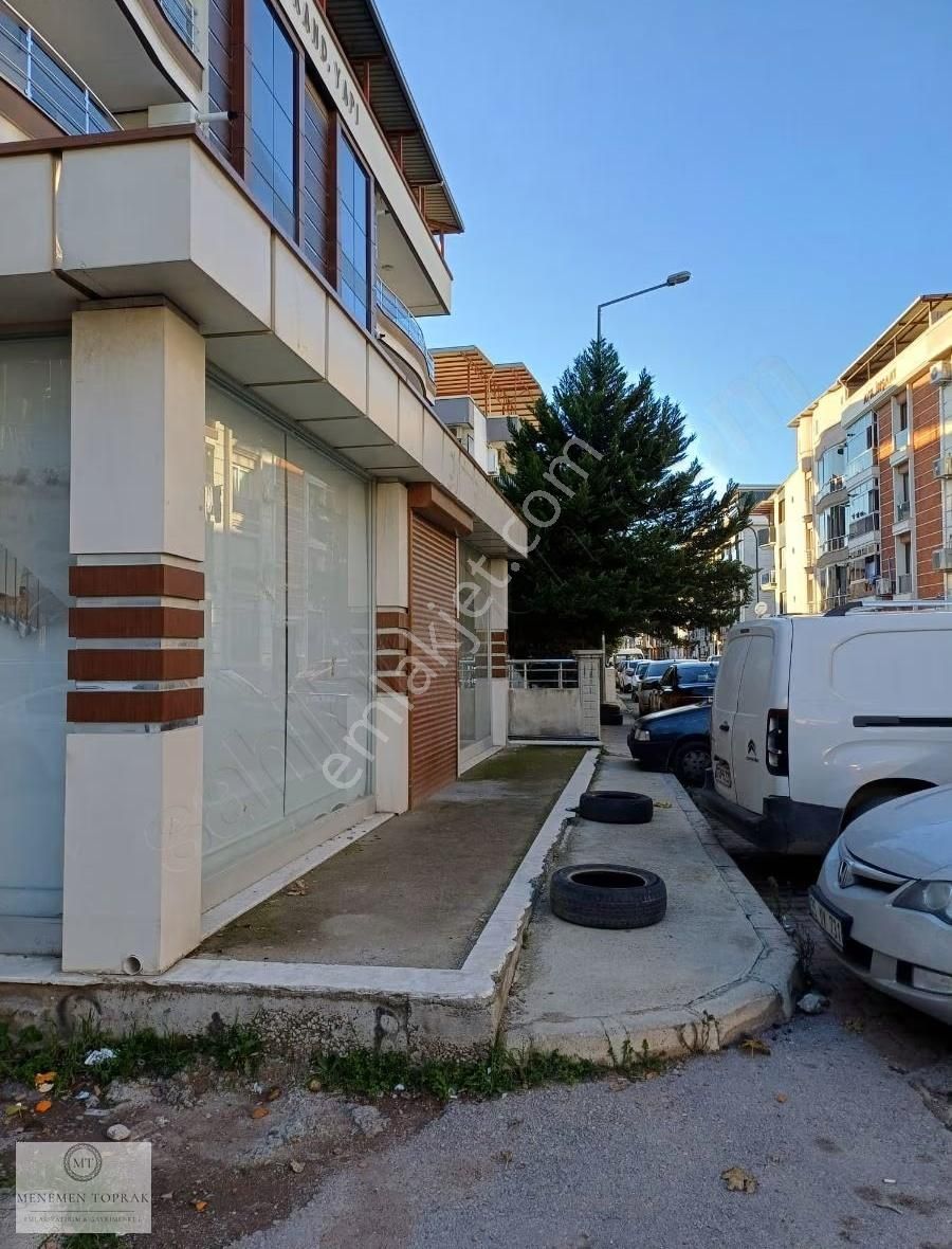 Menemen İsmet İnönü Mh. 200 M² Kiralık İşyeri Atölye