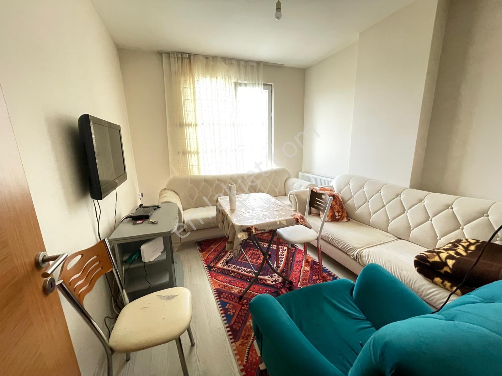 B&u Gayrimenkulden Cumhuriyet Mah. Satılık 2+0 Eşyalı Daire.