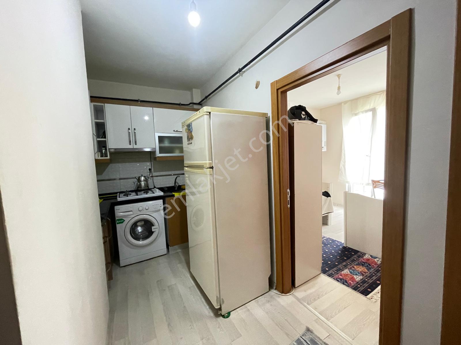 B&u Gayrimenkulden Cumhuriyet Mah. Satılık 2+0 Eşyalı Daire. - Görsel 6
