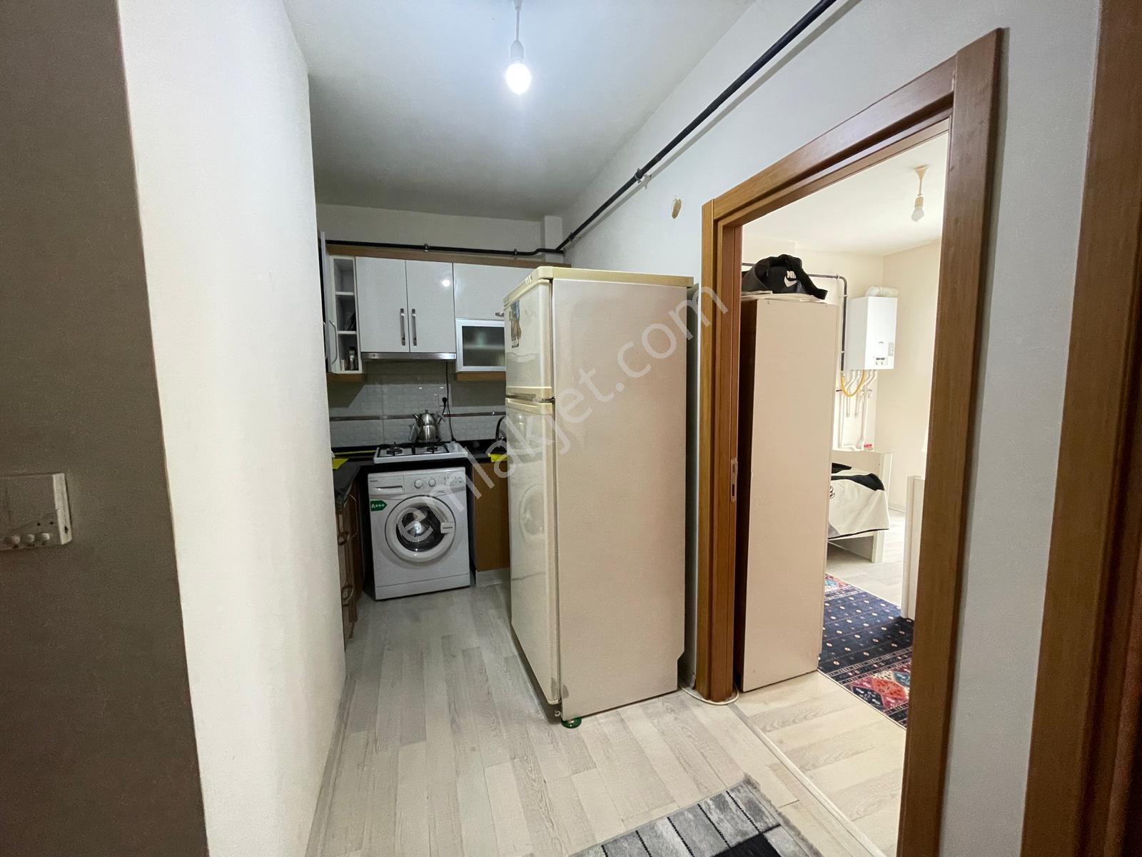 B&u Gayrimenkulden Cumhuriyet Mah. Satılık 2+0 Eşyalı Daire. - Görsel 8