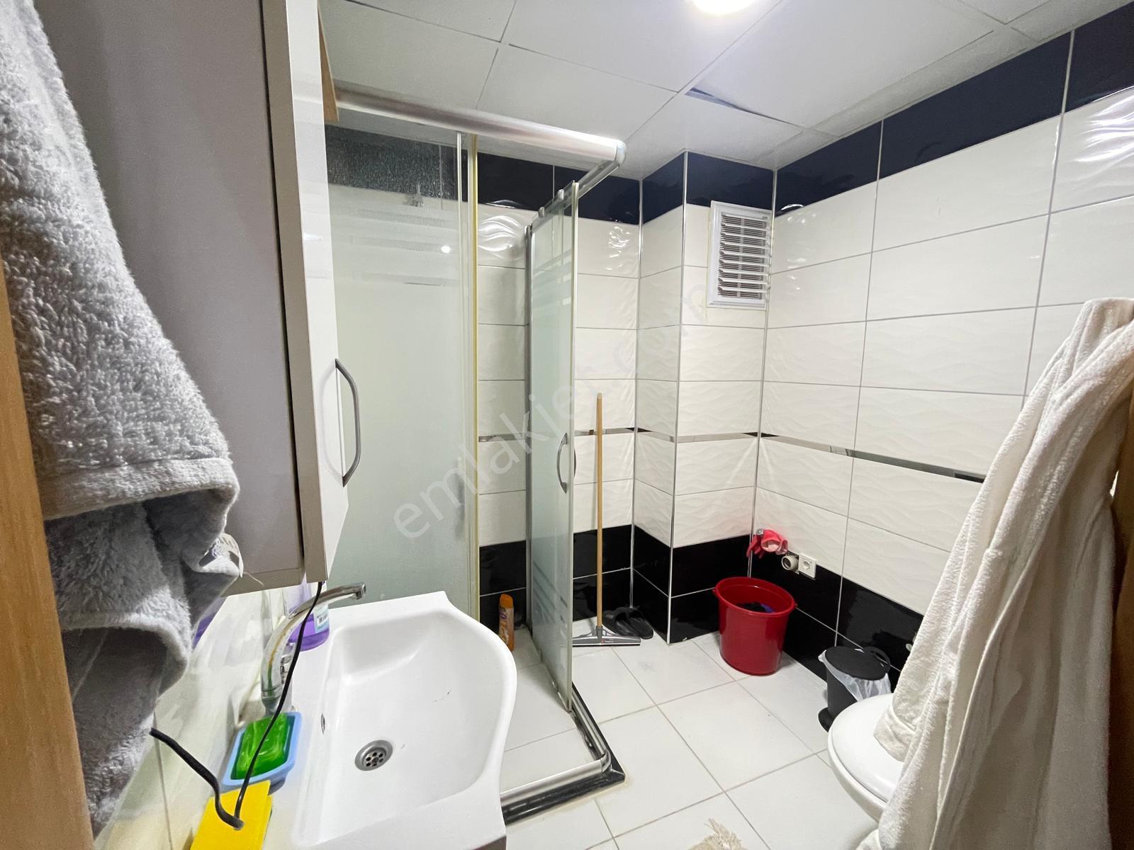B&u Gayrimenkulden Cumhuriyet Mah. Satılık 2+0 Eşyalı Daire. - Görsel 14