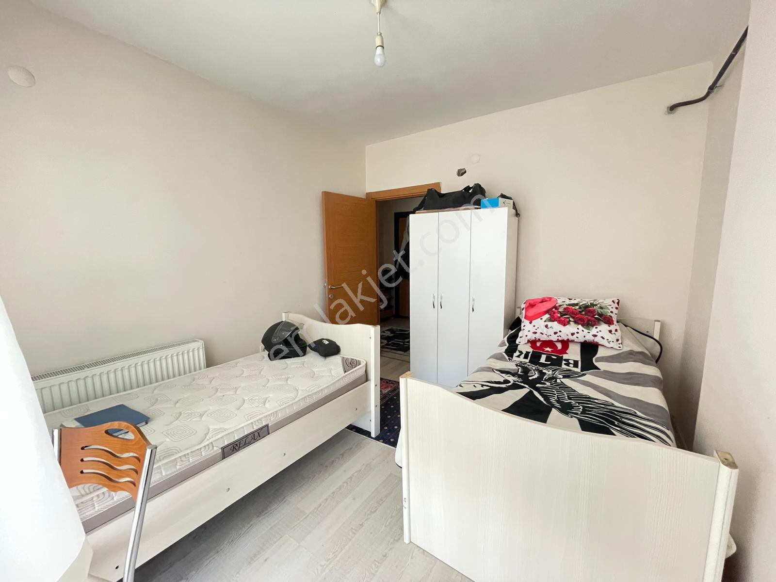 B&u Gayrimenkulden Cumhuriyet Mah. Satılık 2+0 Eşyalı Daire. - Görsel 9