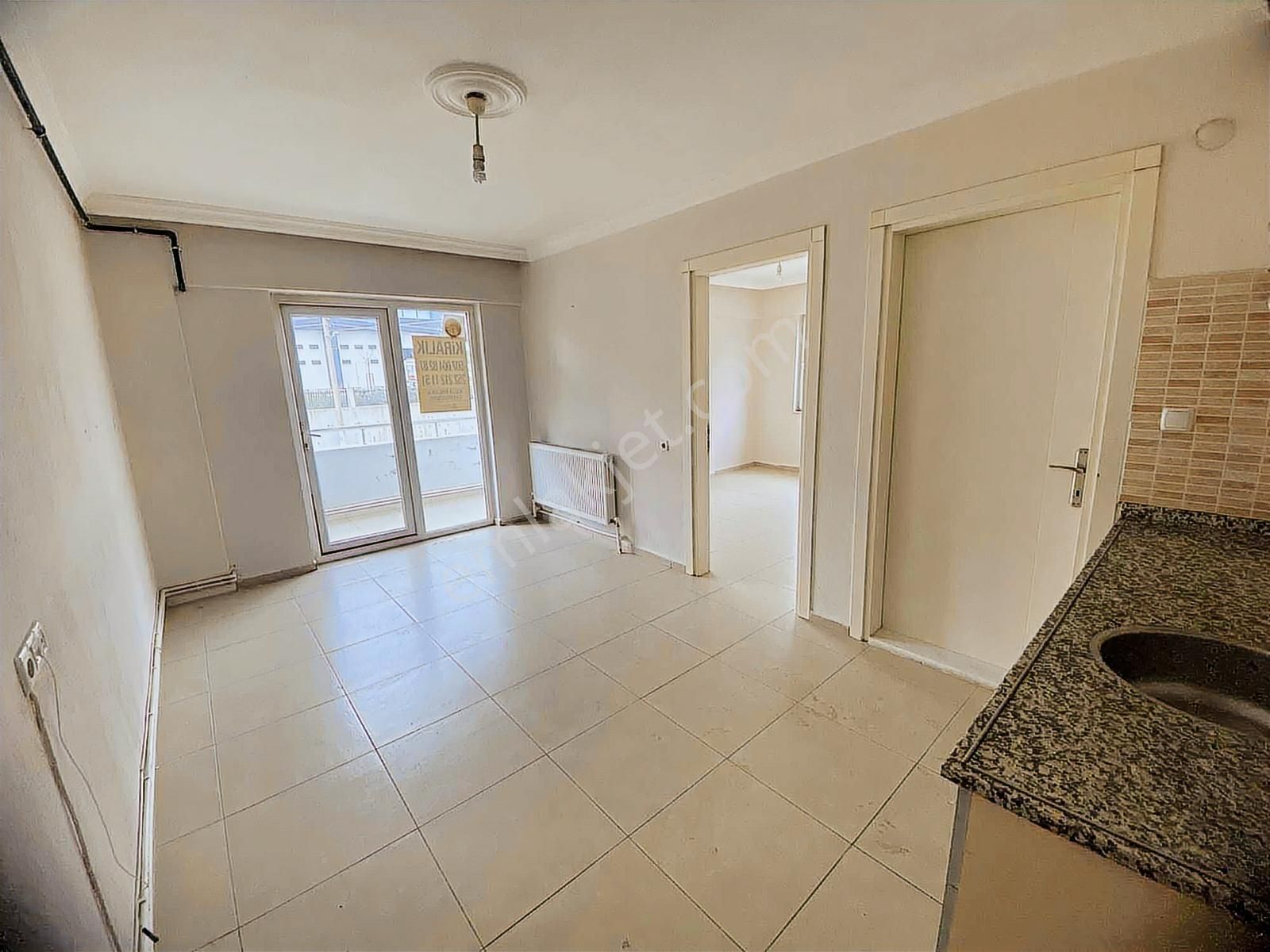 Köteklide Özel Harekat Karşısında 1+1 Geniş Kiralık Daire