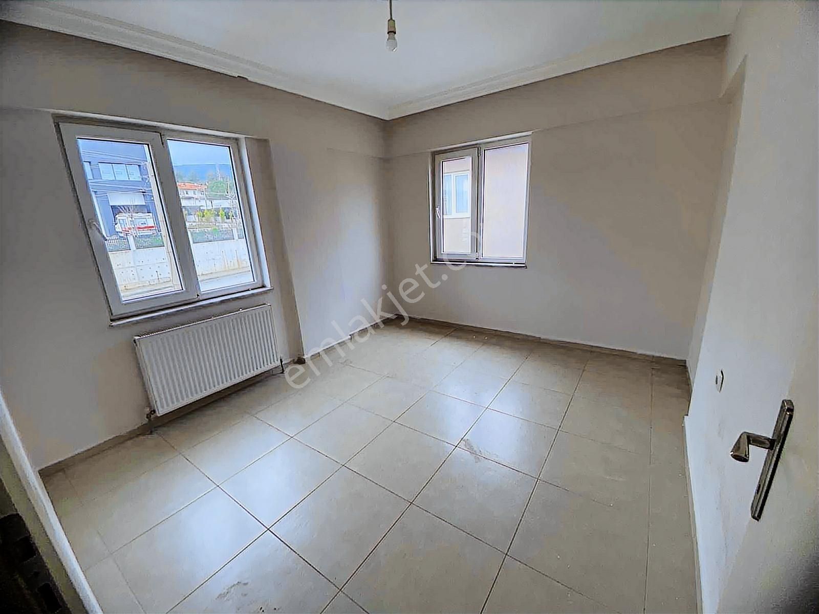 Köteklide Özel Harekat Karşısında 1+1 Geniş Kiralık Daire - Görsel 5