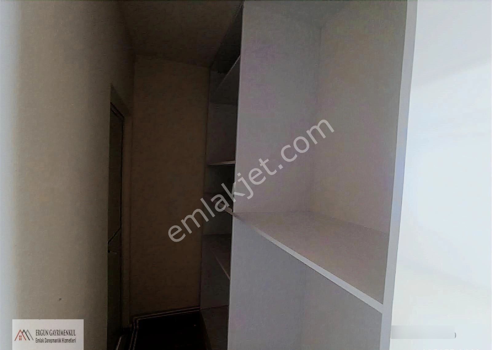 Ergünden Viranşehirde Satılık 3+1 Herkat Tek Daire Fırsat !!! - Görsel 26