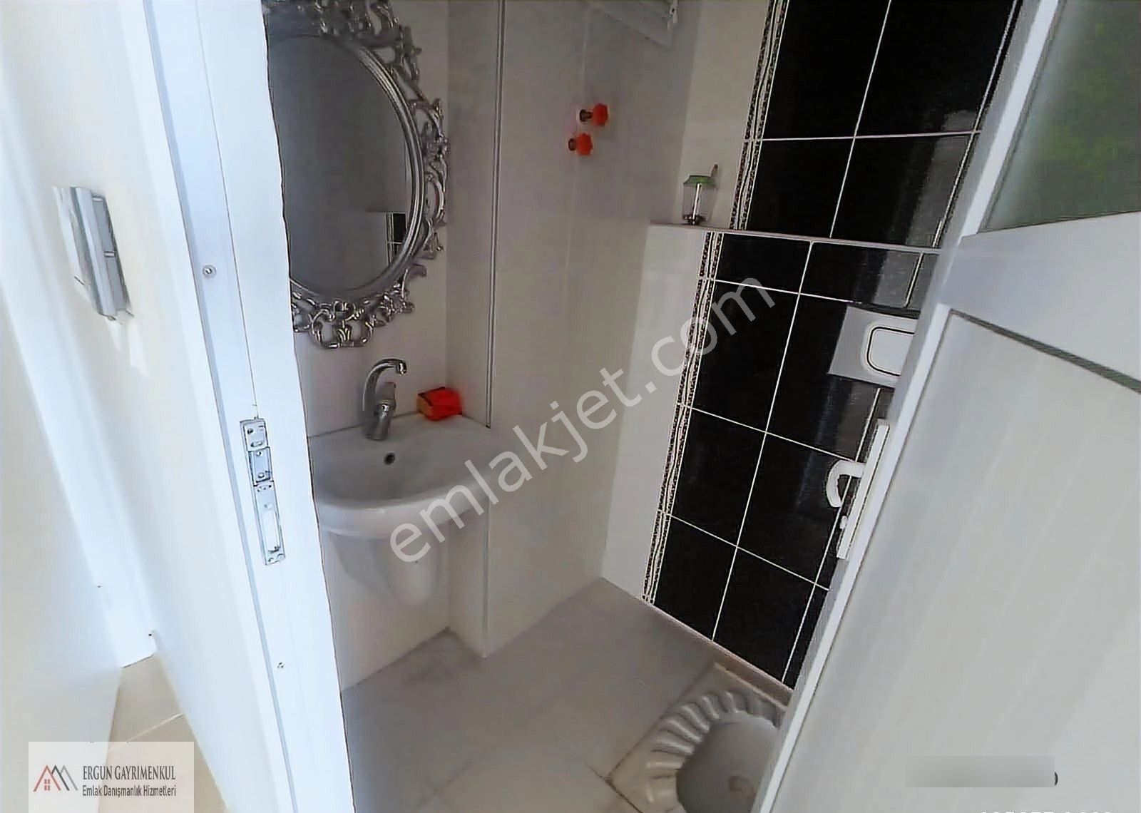 Ergünden Viranşehirde Satılık 3+1 Herkat Tek Daire Fırsat !!! - Görsel 22