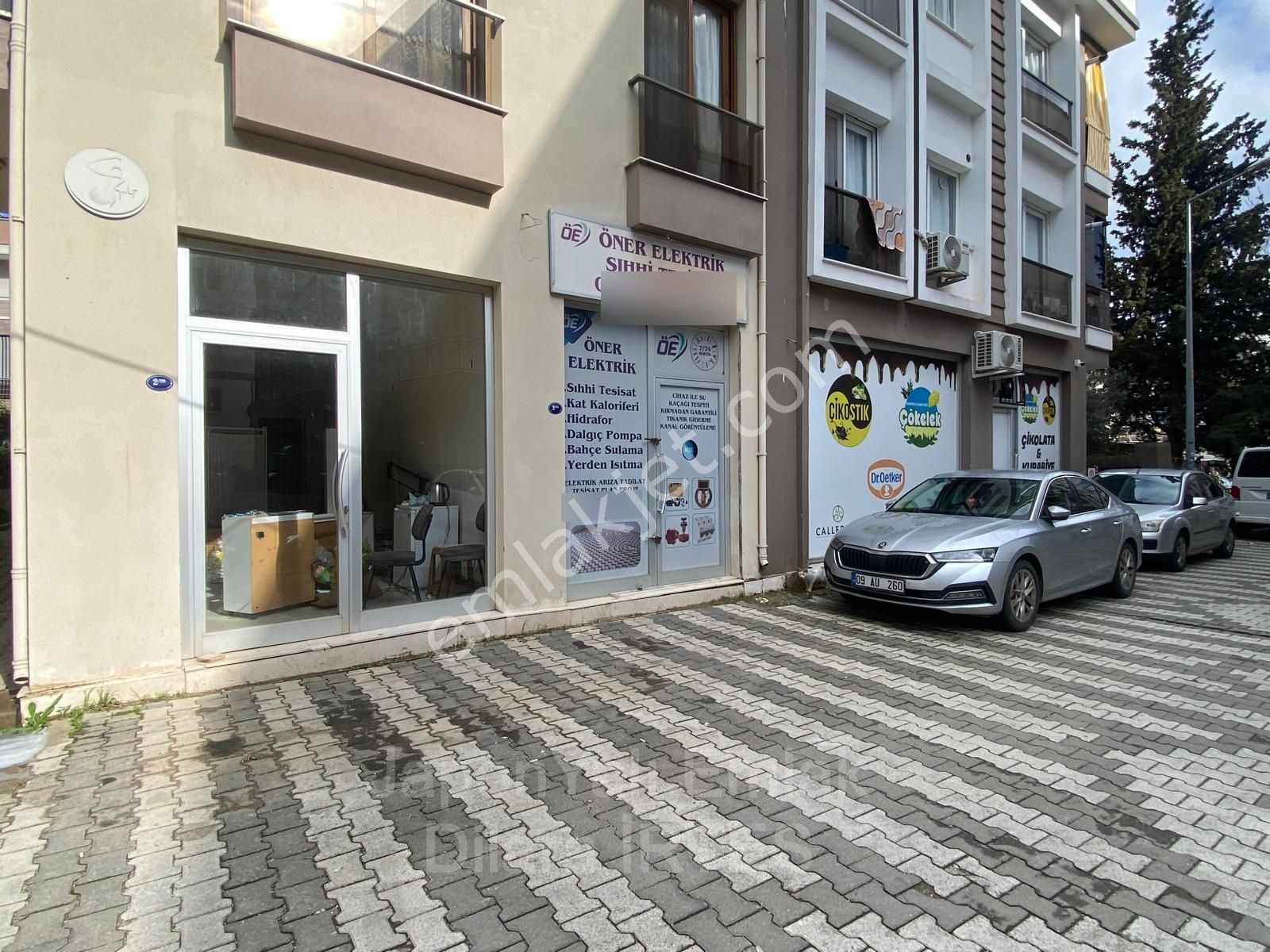 Menderes Merkezde Migros Yakını Yeni Binada Kiralık Dükkan - Görsel 2