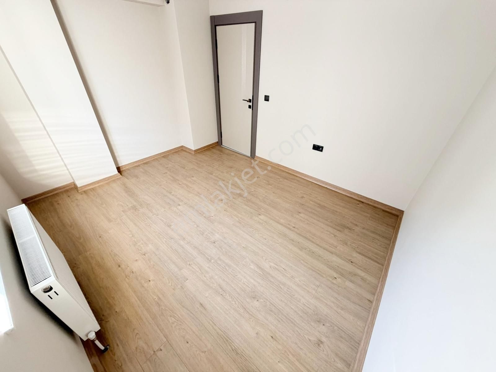 Yuvam'dan Merkezi Konumda Ultra Geniş 3+1 Daire Fırsat !!! - Görsel 18