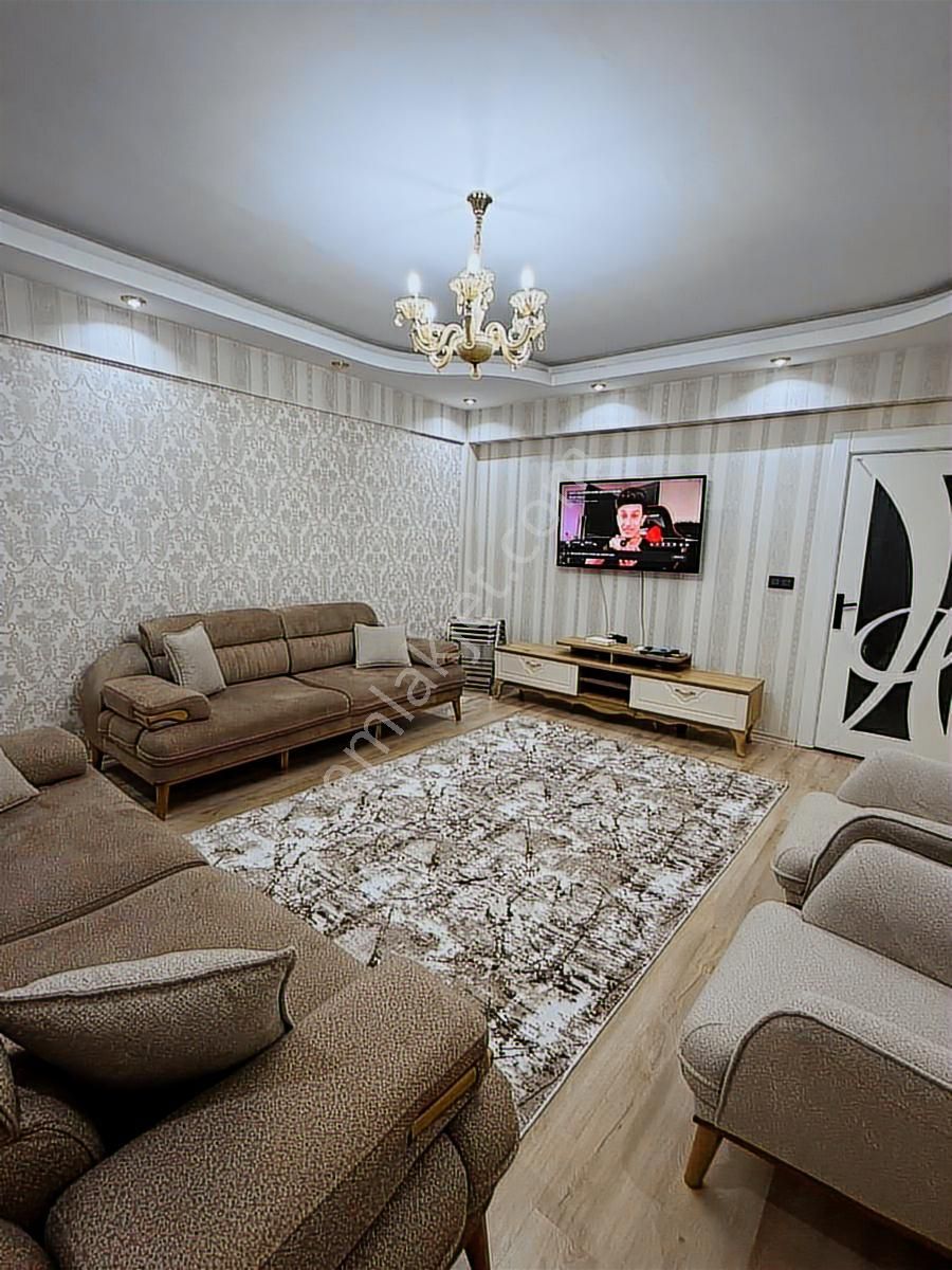 Seyran Emlak'tan Merkezi Konumda Satılık Uygun 3+1 Daire