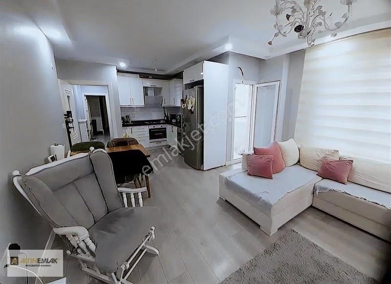 Beylikdüzü Kavaklıda Butik Apartmanda 2+1 Eşyalı Kiralık Daire