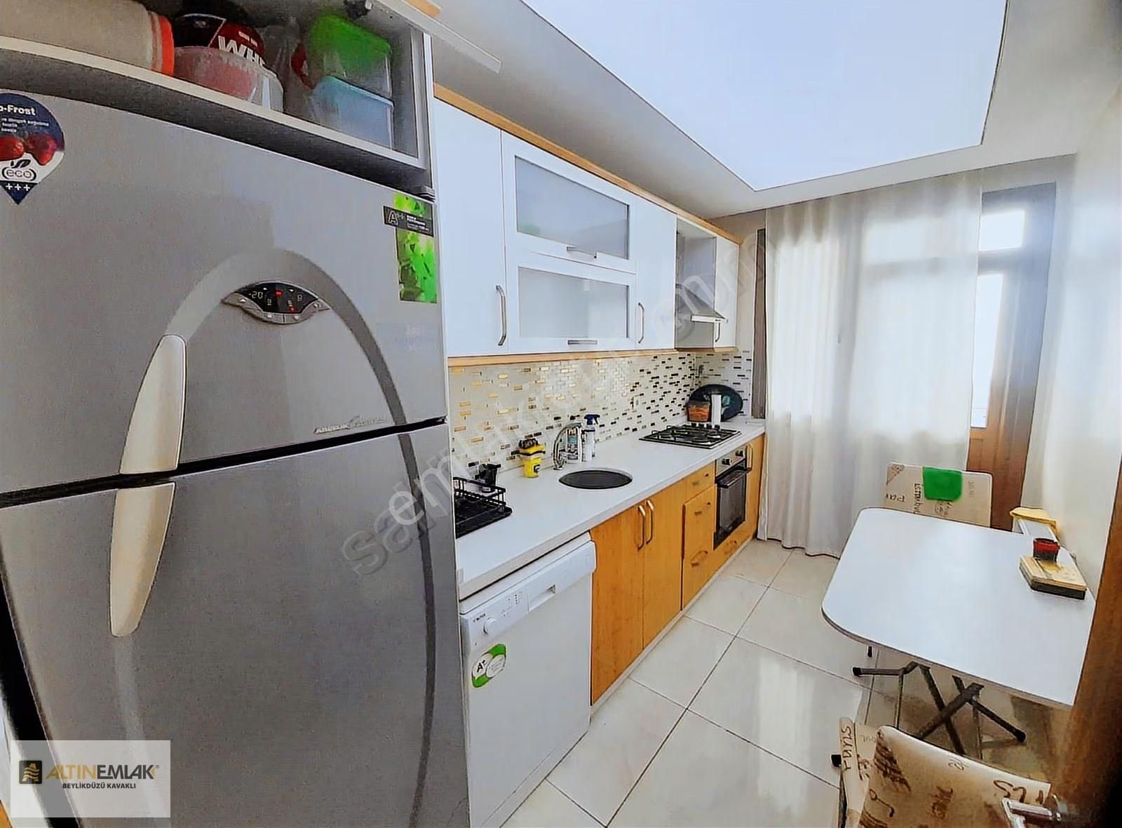 Beylikdüzü Kavaklıda Butik Apartmanda 2+1 Satılık Eşyalı Daire - Görsel 2