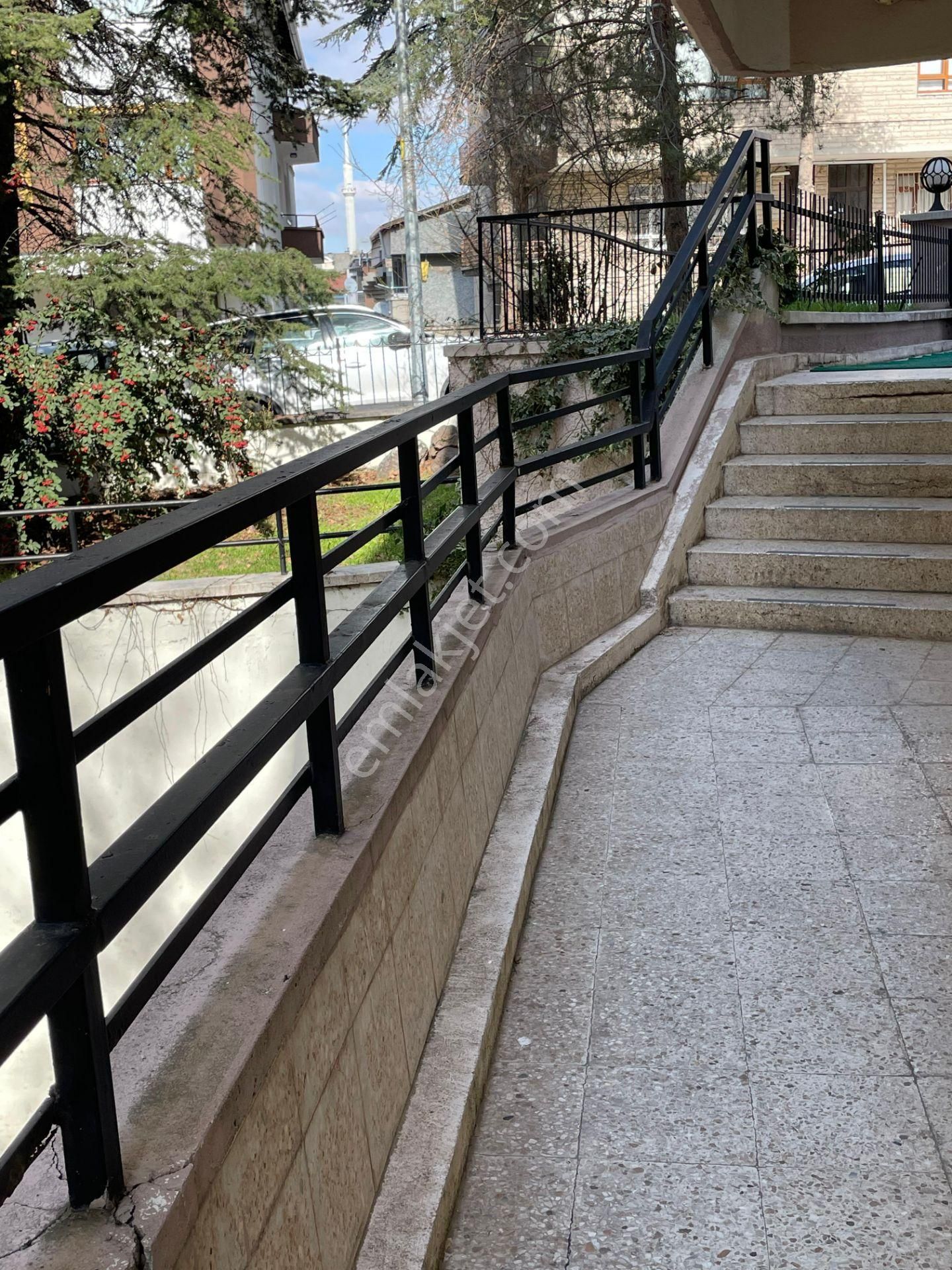 Gaziosmanpaşa'nın En Nezih Sokağında Bakımlı -otoparklı 3+1 95m2 - Görsel 8