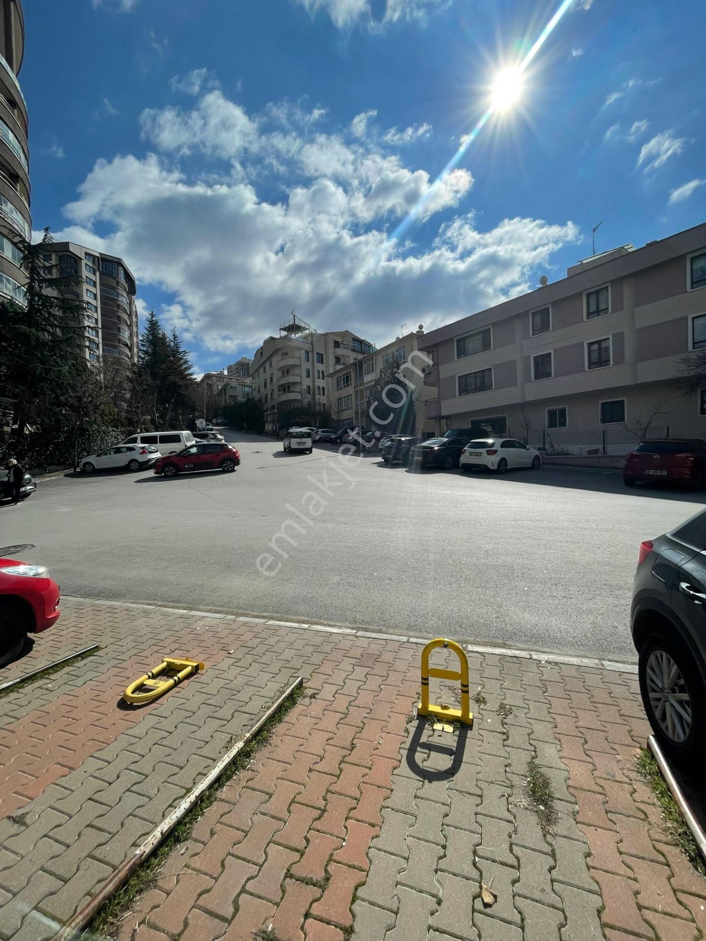 Gaziosmanpaşa'nın En Nezih Sokağında Bakımlı -otoparklı 3+1 95m2 - Görsel 2