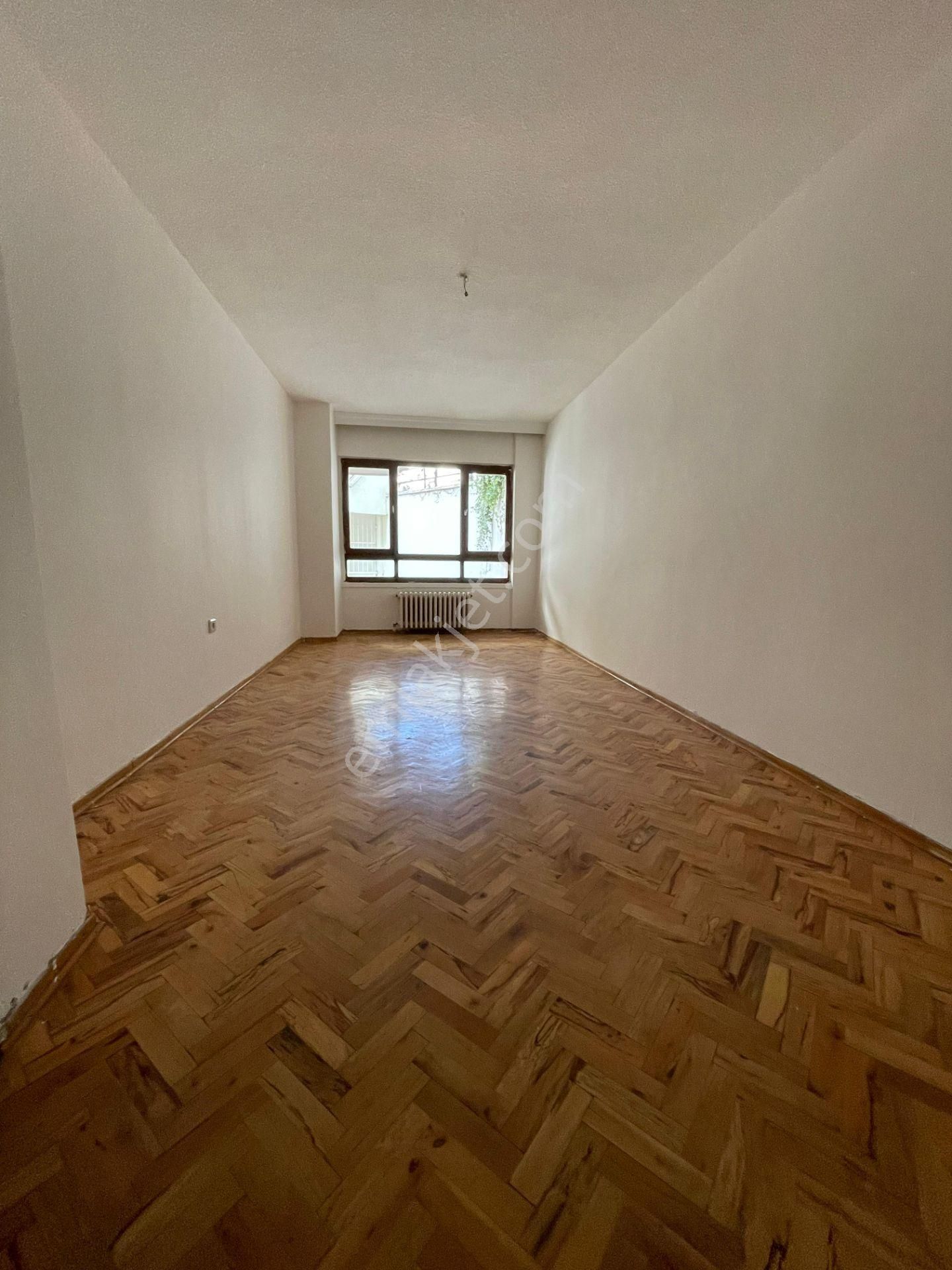 Gaziosmanpaşa'nın En Nezih Sokağında Bakımlı -otoparklı 3+1 95m2 - Görsel 12