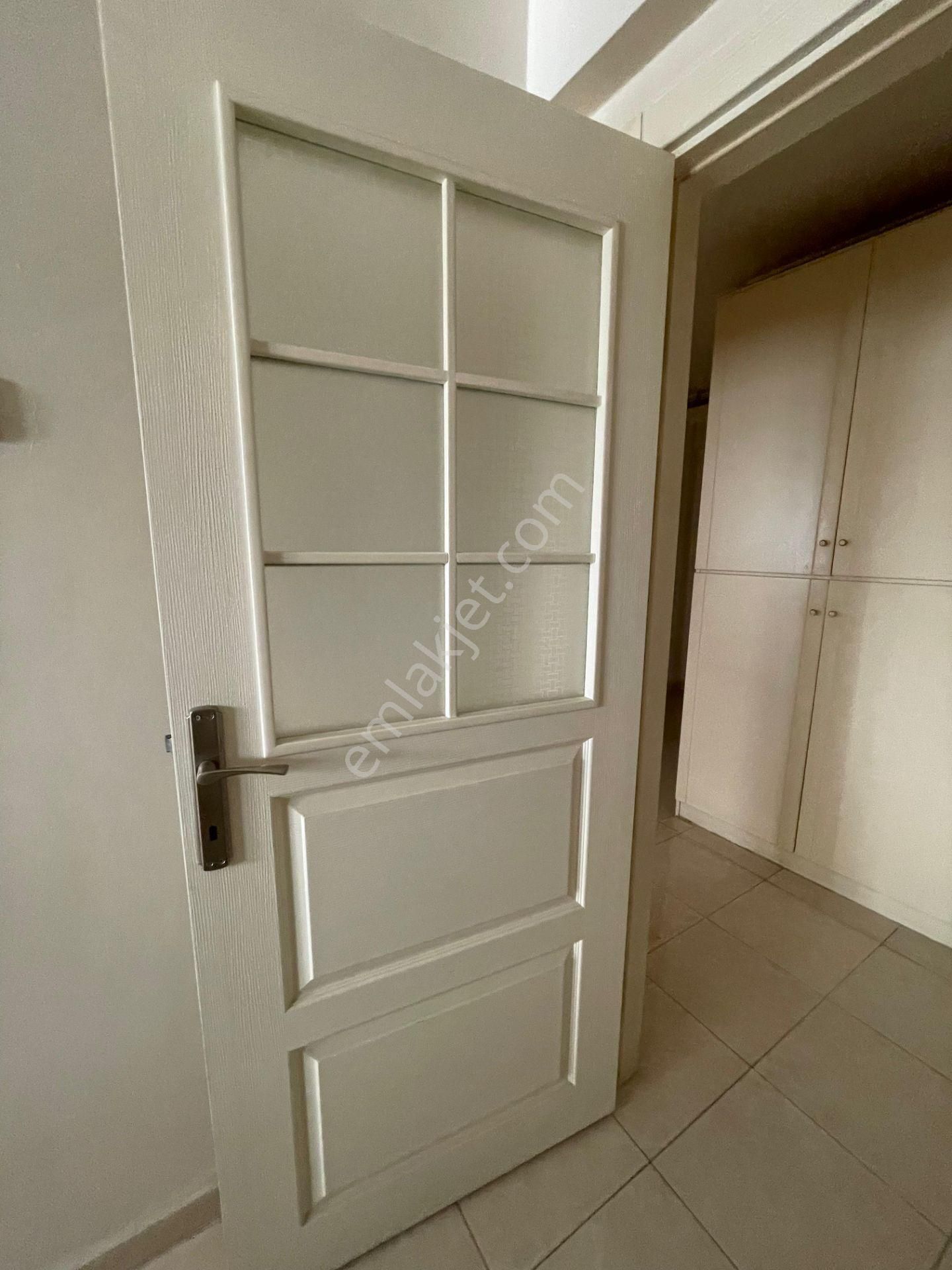 Gaziosmanpaşa'nın En Nezih Sokağında Bakımlı -otoparklı 3+1 95m2 - Görsel 29