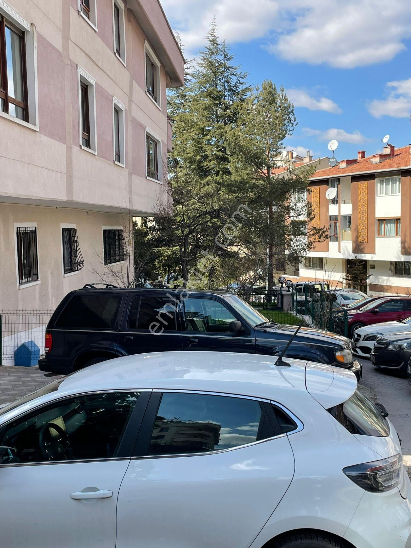 Gaziosmanpaşa'nın En Nezih Sokağında Bakımlı -otoparklı 3+1 95m2 - Görsel 4