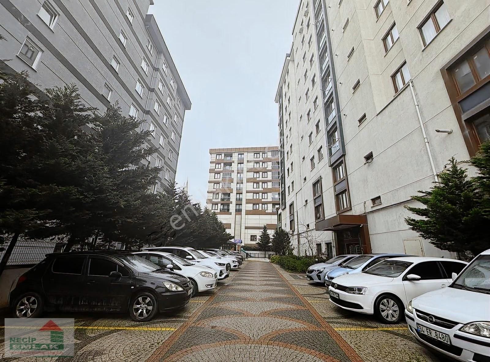 Necip Emlaktan Velibaba Merkezde 3+1 Kiralık Daire - Görsel 19