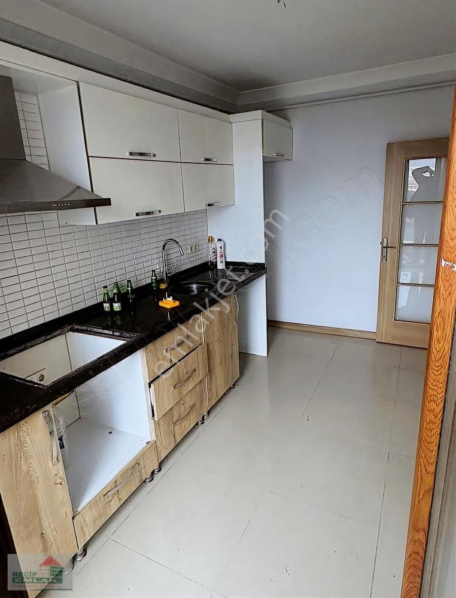 Necip Emlaktan Velibaba Merkezde 3+1 Kiralık Daire - Görsel 12