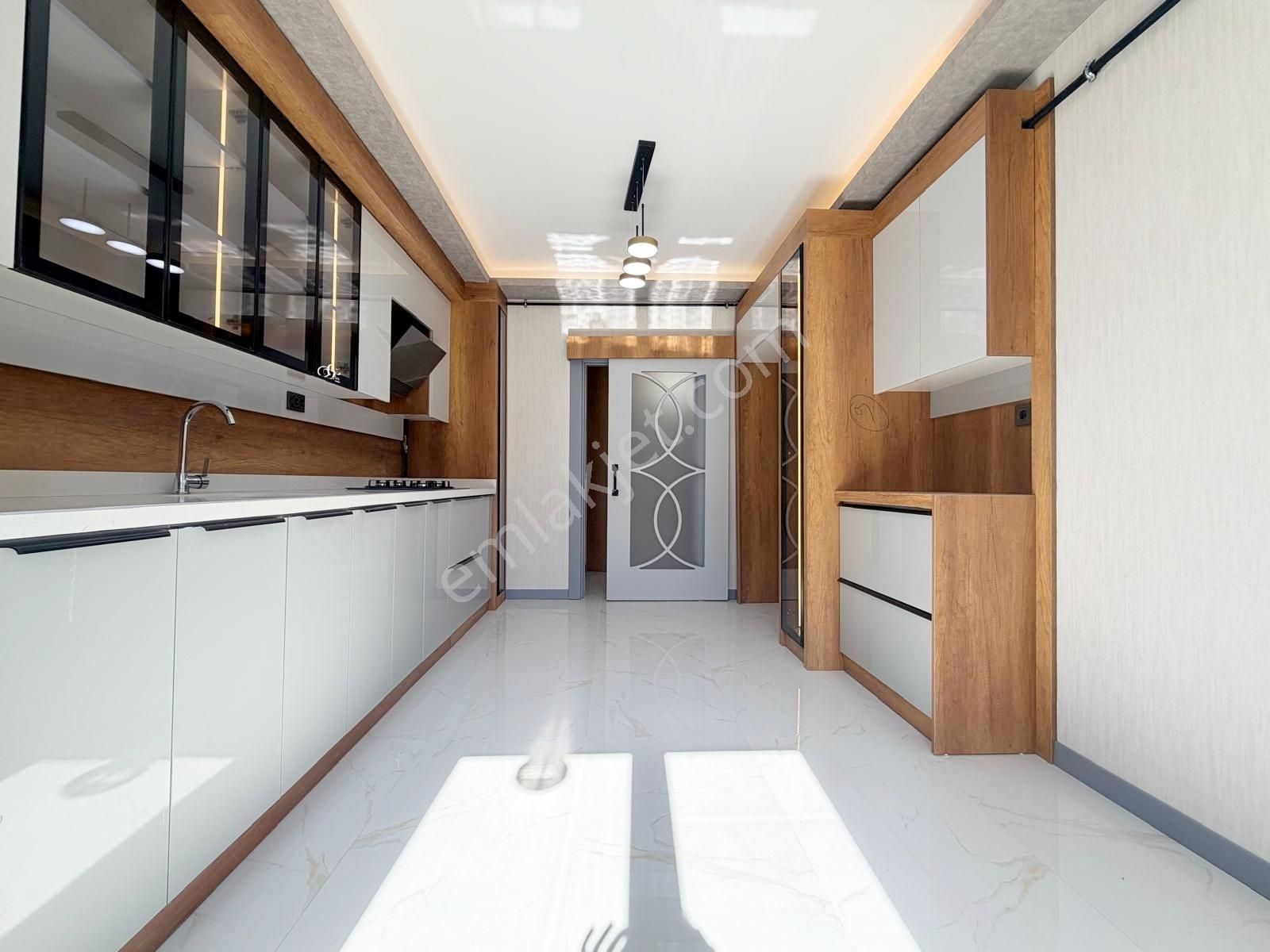 **yuvam'dan Bölgenin İncisi Ultra Lüks 3+1daire ** - Görsel 35