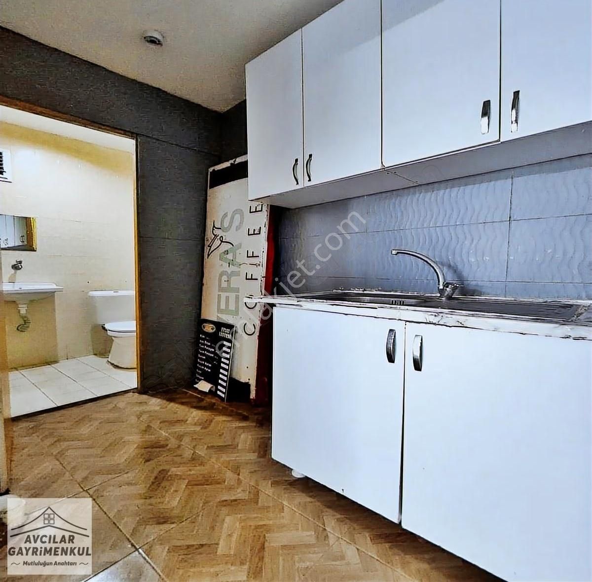 Avcılar Gayrimenkul'den Kiralık Cadde Üzeri Dükkan - Görsel 12