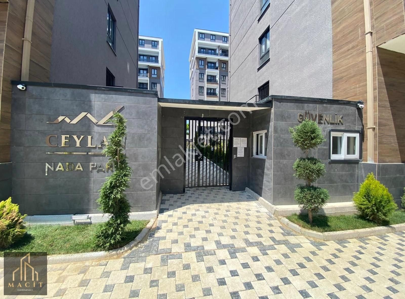 Macit'den Ceylan Nadapark Sitesinde 1+1 Eşyalı Fırsat Daire - Görsel 15