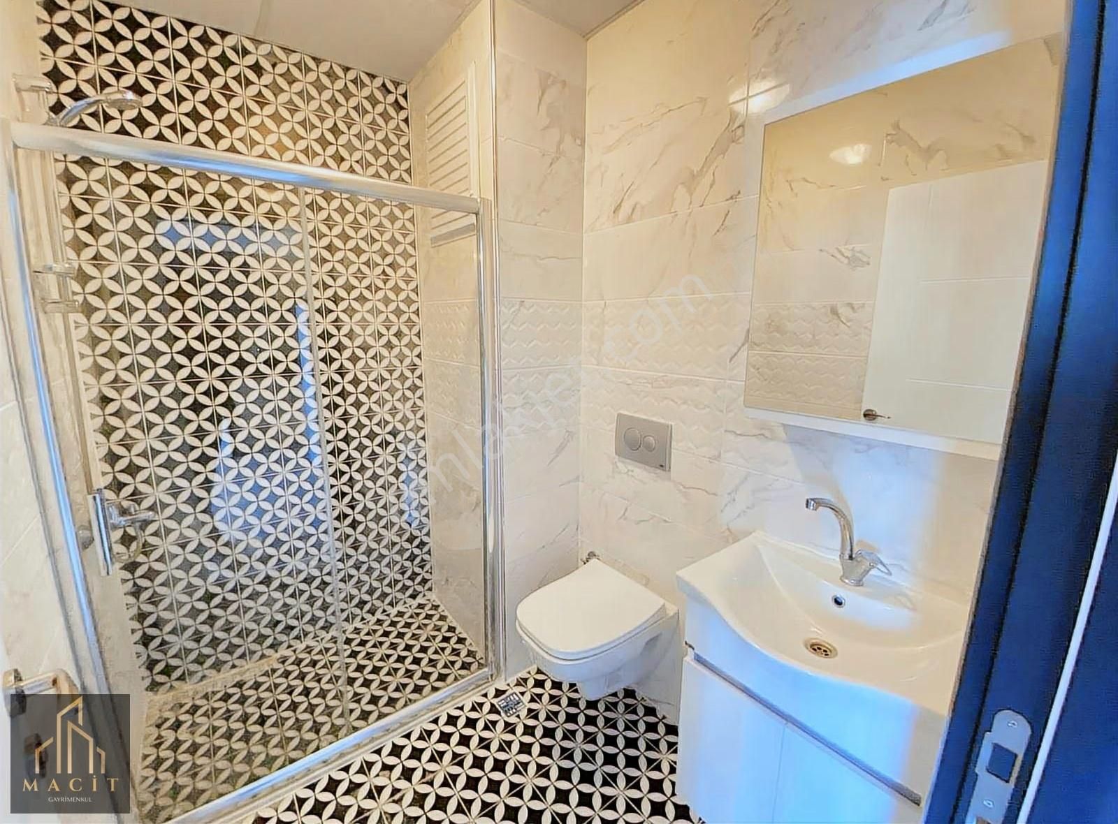 Macit'den Ceylan Nadapark Sitesinde 1+1 Eşyalı Fırsat Daire - Görsel 10