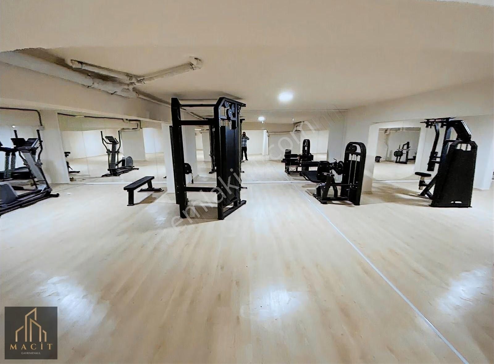 Macit'den Ceylan Nadapark Sitesinde 1+1 Eşyalı Fırsat Daire - Görsel 23