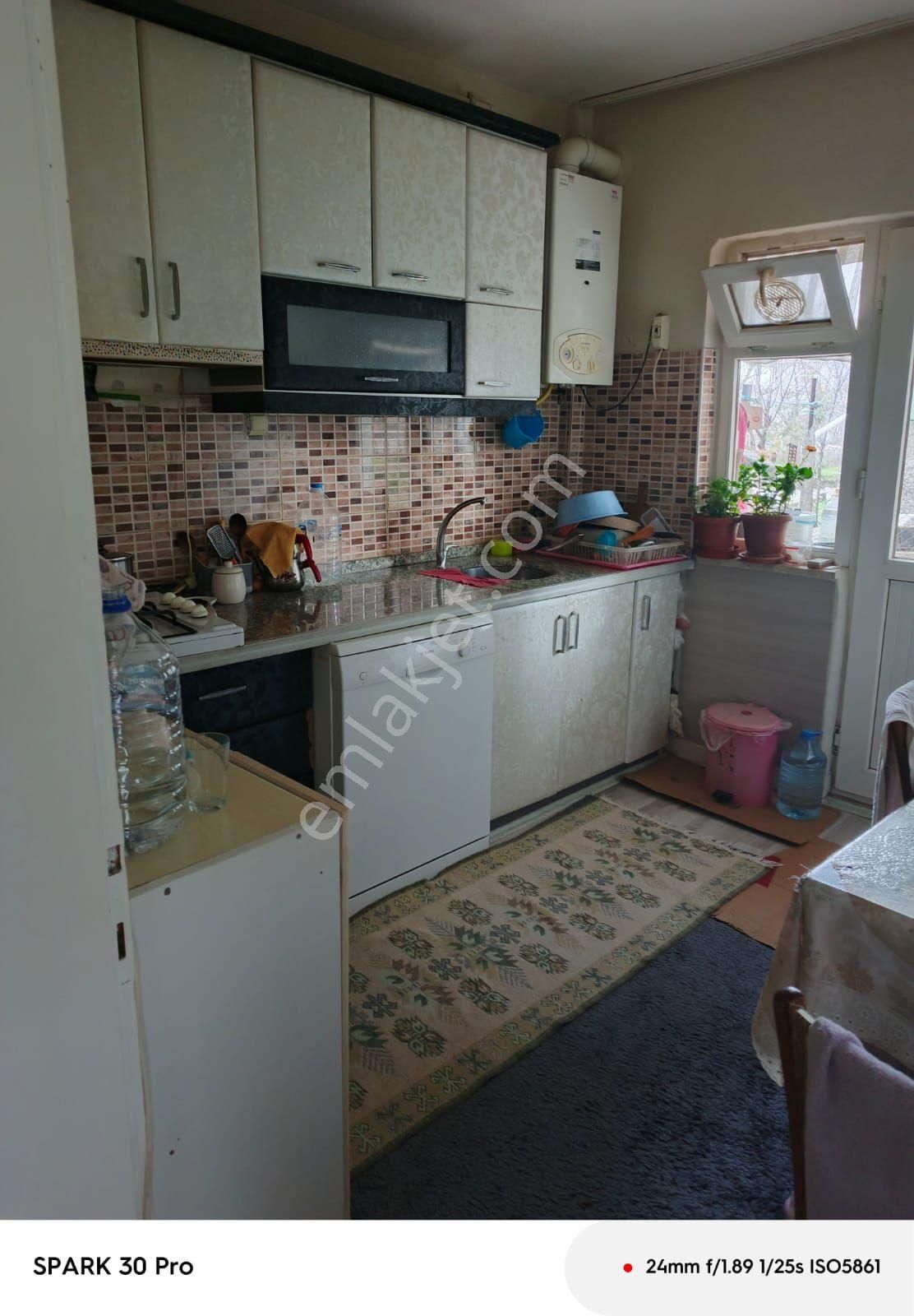 Mehmet Akif Mahallesi'nde Satılık Bakımlı Daire - Görsel 14