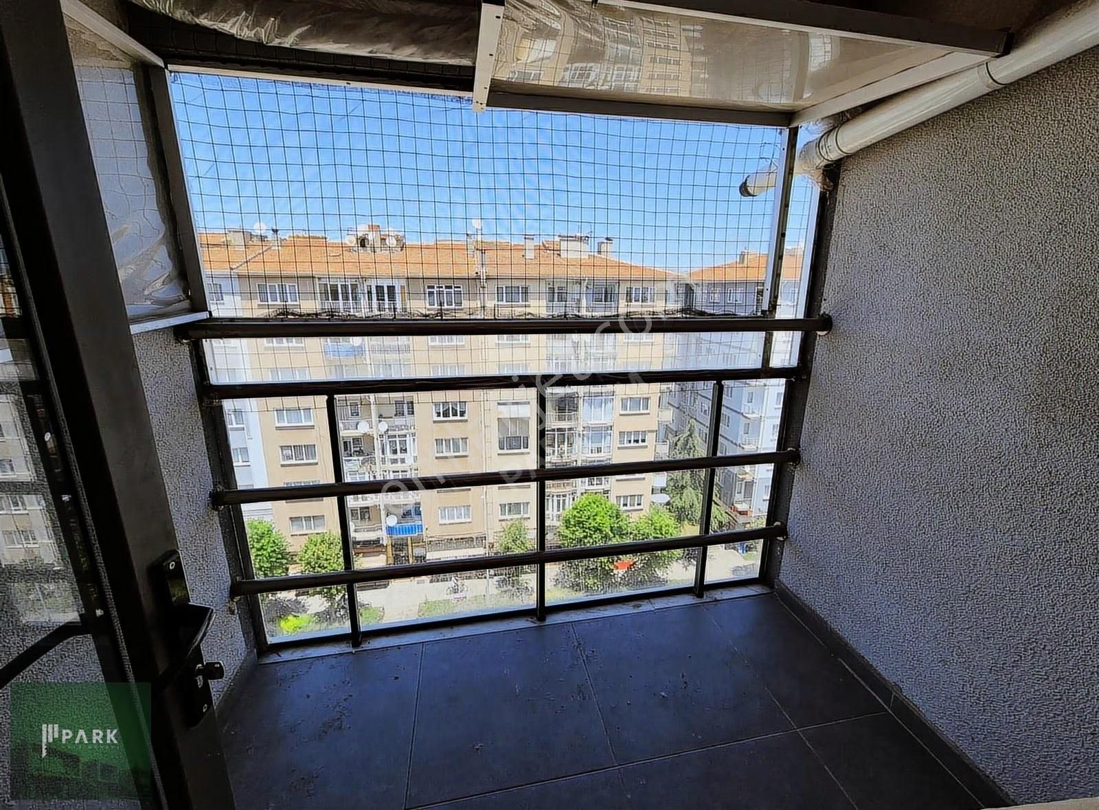 Park Gayrimenkul'den Vişnelik Mah.de Kiralık Geniş 1+1 Daire - Görsel 17