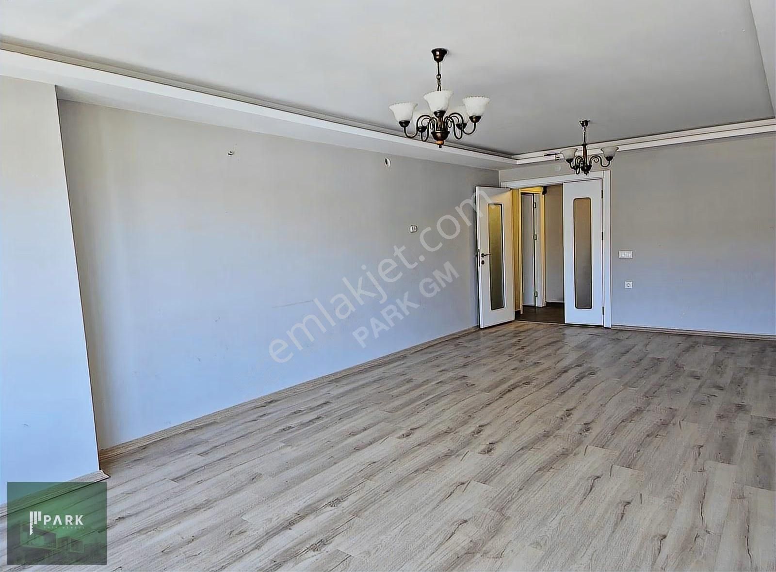 Park Gayrimenkul'den Vişnelik Mah.de Kiralık Geniş 1+1 Daire - Görsel 21