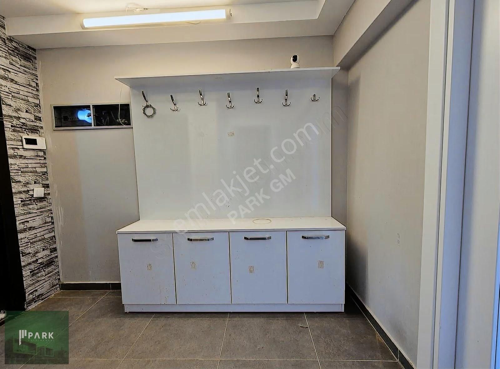 Park Gayrimenkul'den Vişnelik Mah.de Kiralık Geniş 1+1 Daire - Görsel 9